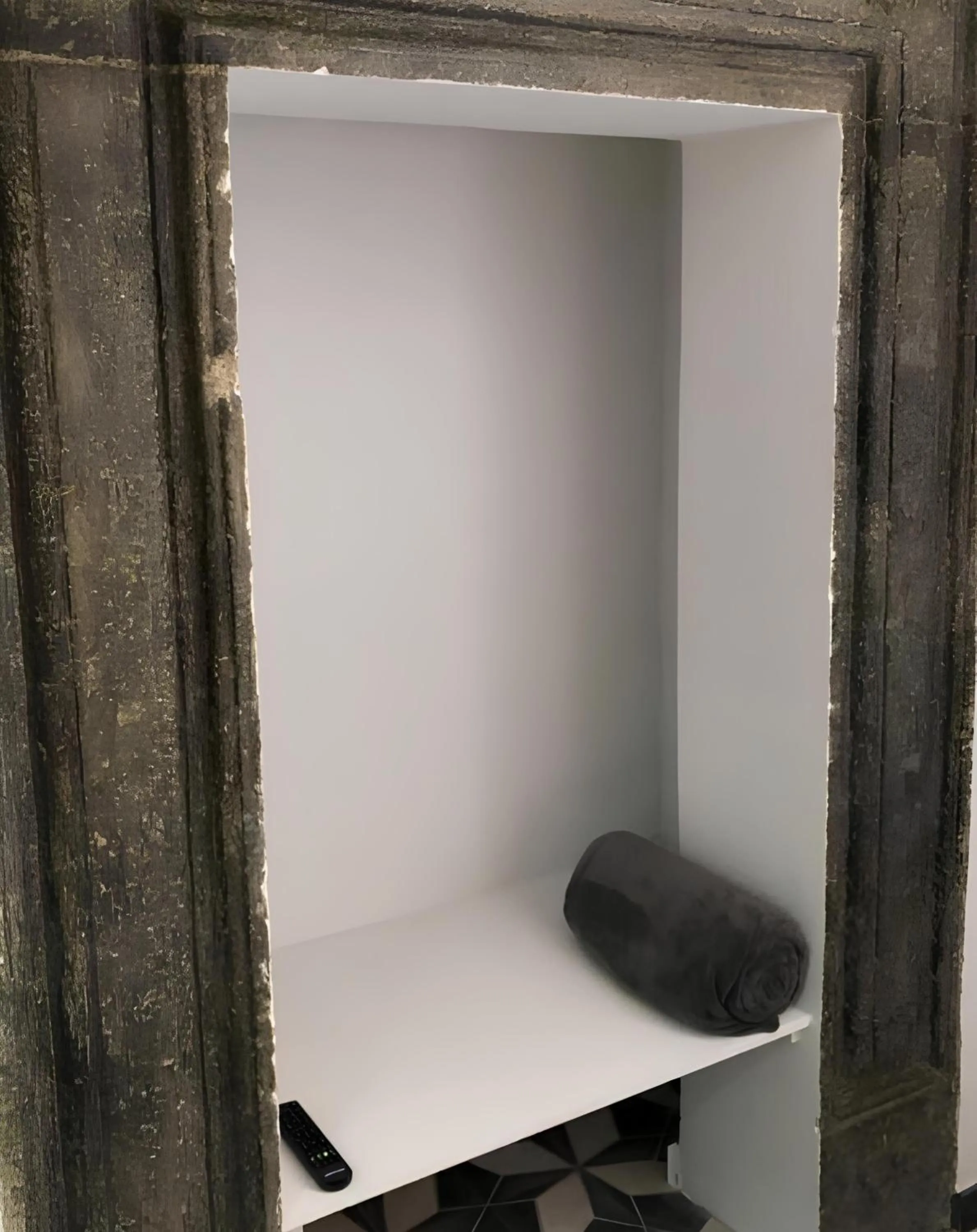 wardrobe in O' Scartellato