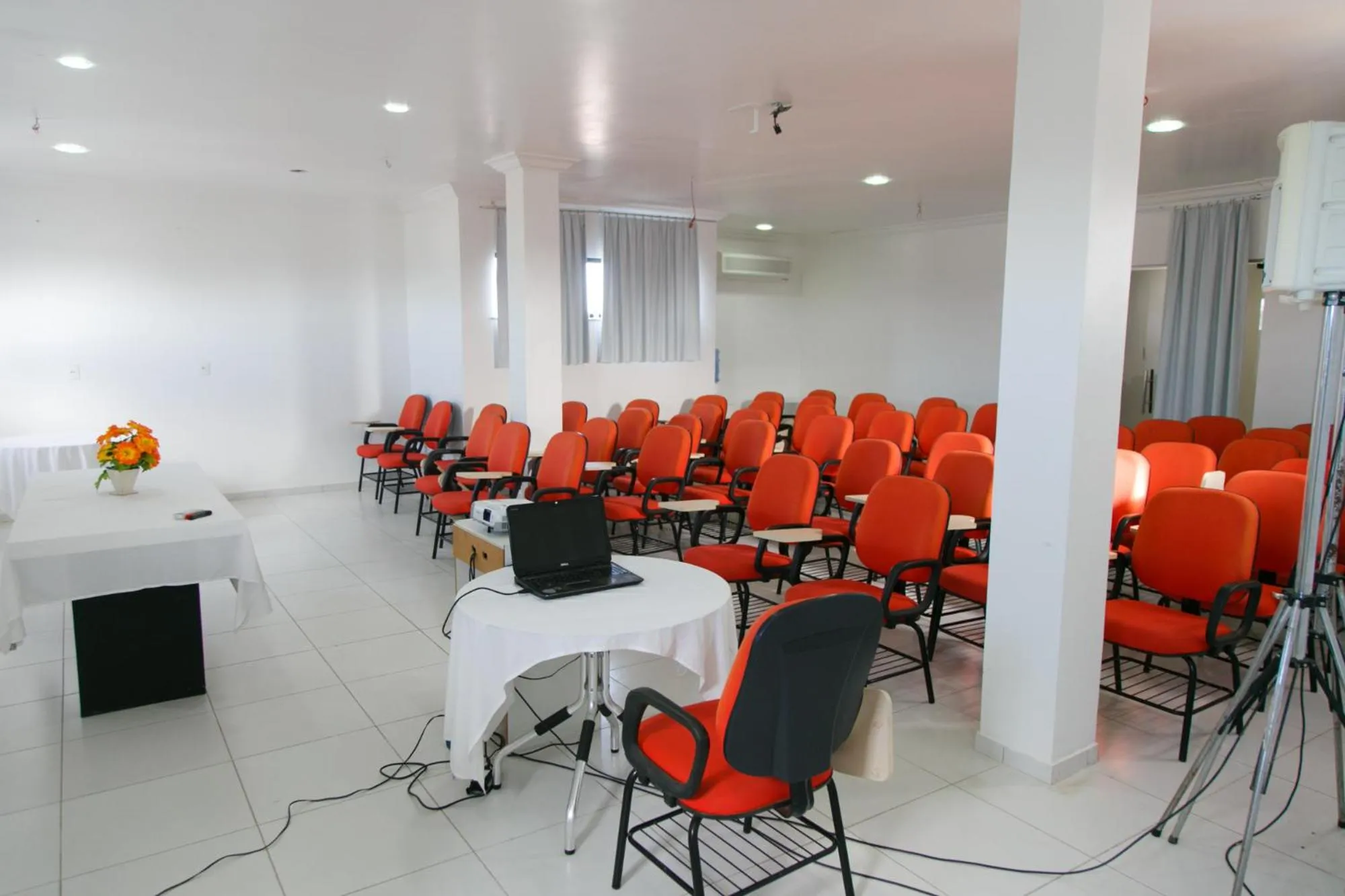 Business facilities in 5C Hotel