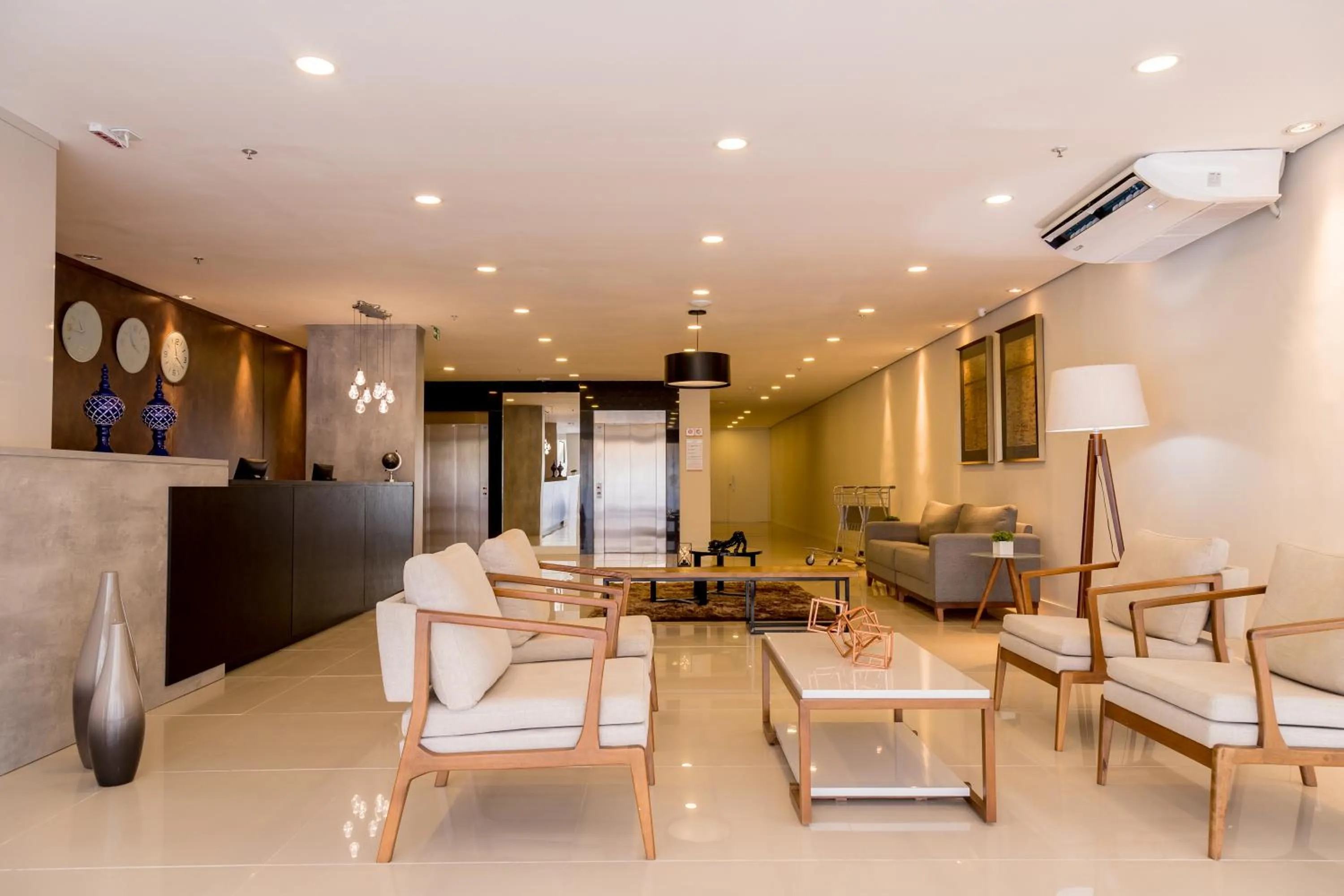 Lobby or reception in BRISTOL EASY HOTEL - RIO BONITO