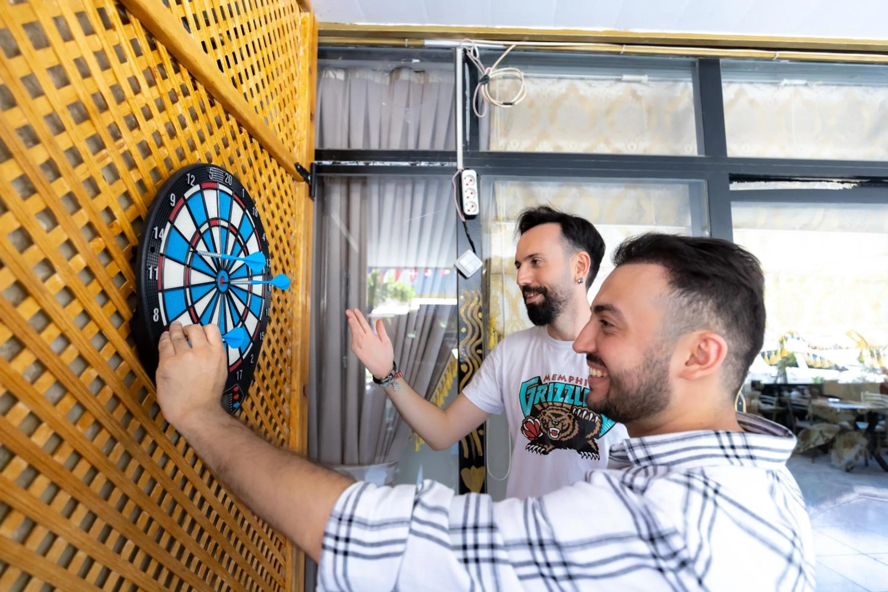 People in EPHESUS CENTRUM