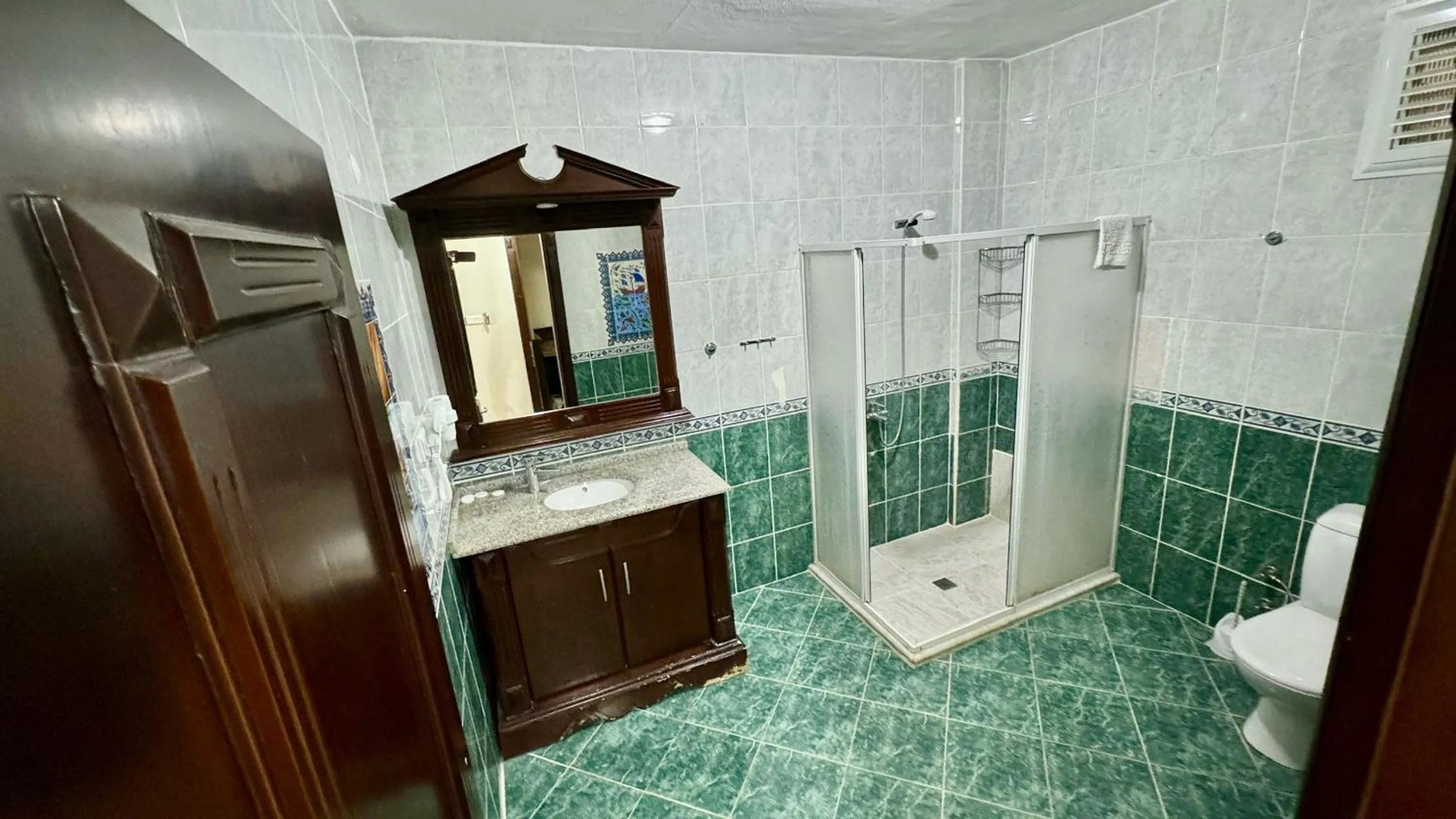 Shower in EPHESUS CENTRUM