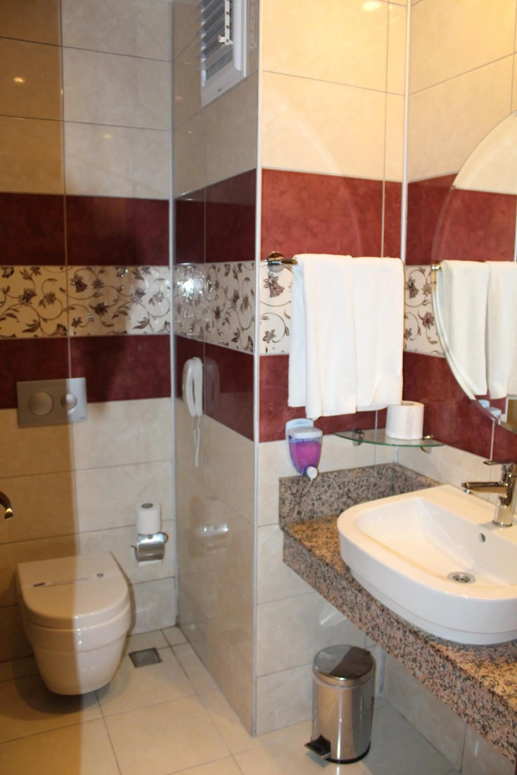 Side West Park Hotel