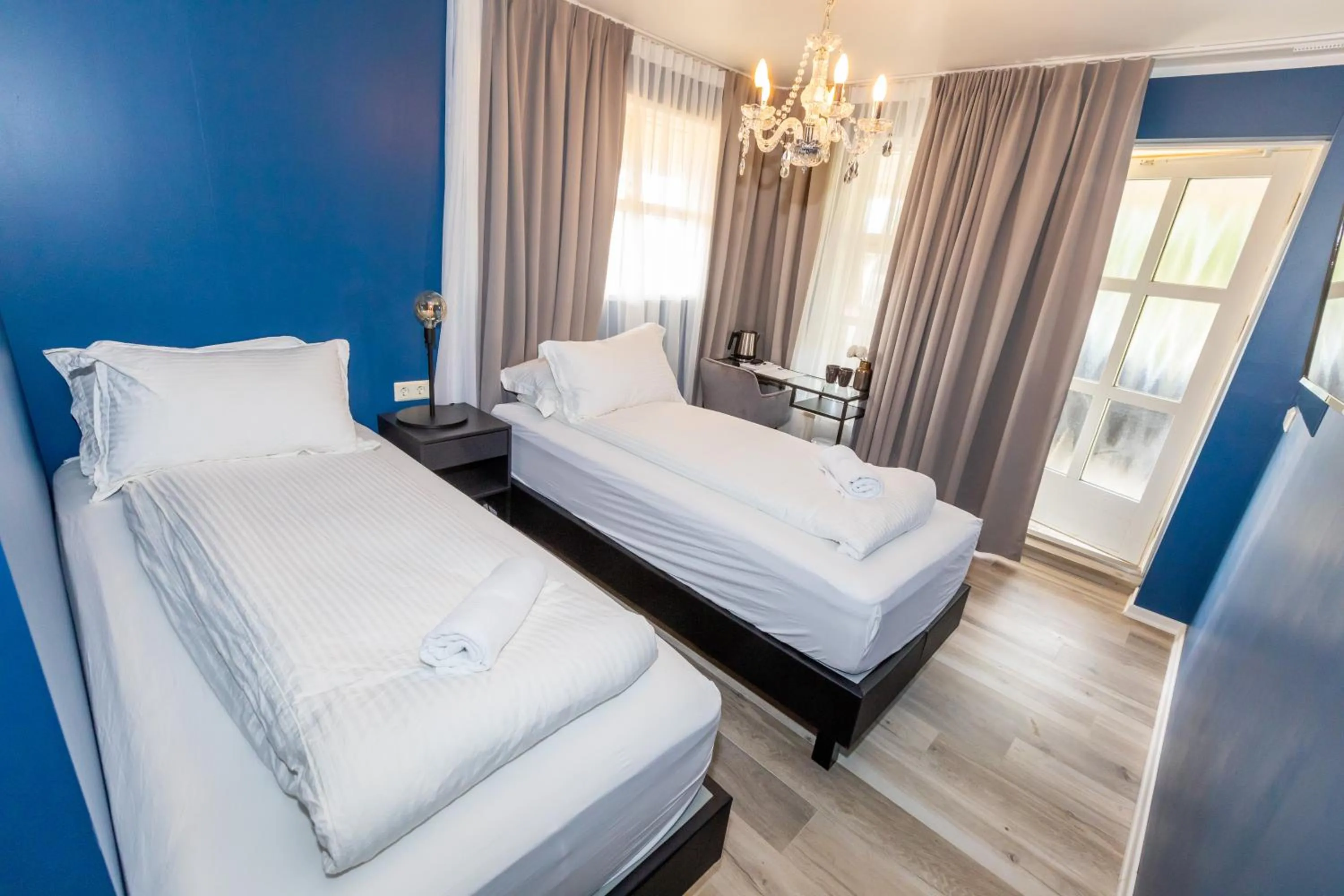 Bedroom, Bed in Hotel North