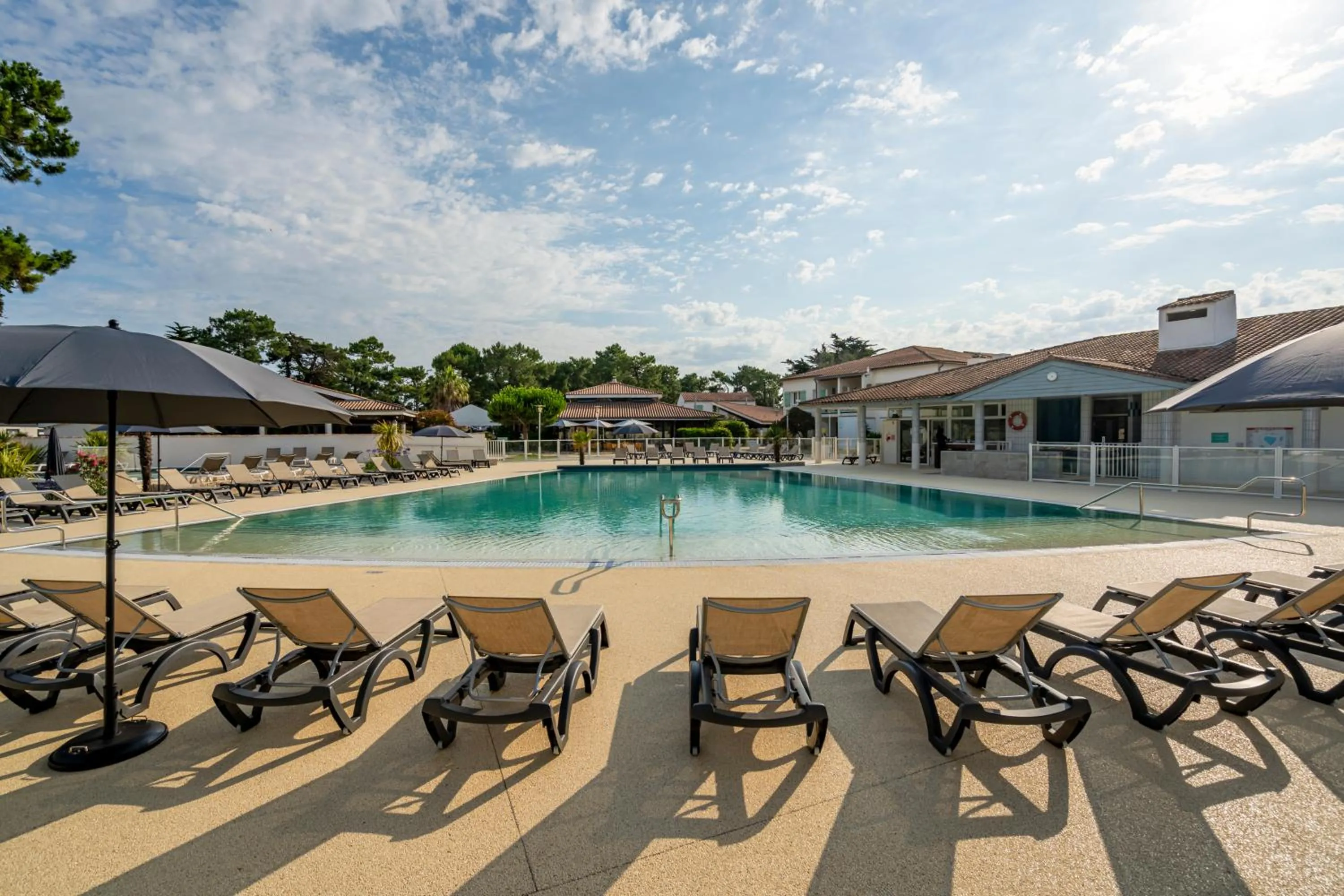 Swimming pool in Camping Les Grenettes