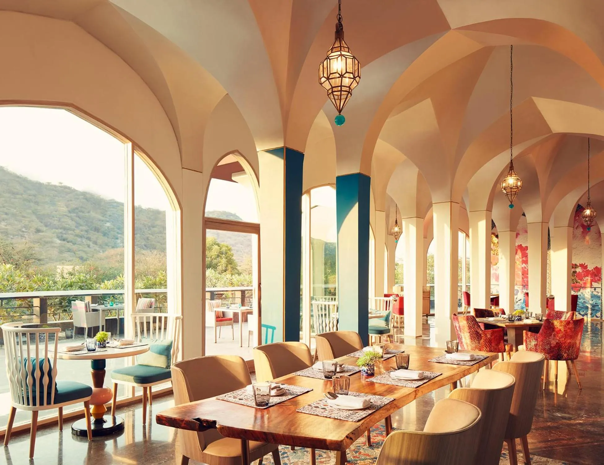 Restaurant/places to eat in Taj Devi Ratn Resort & Spa, Jaipur