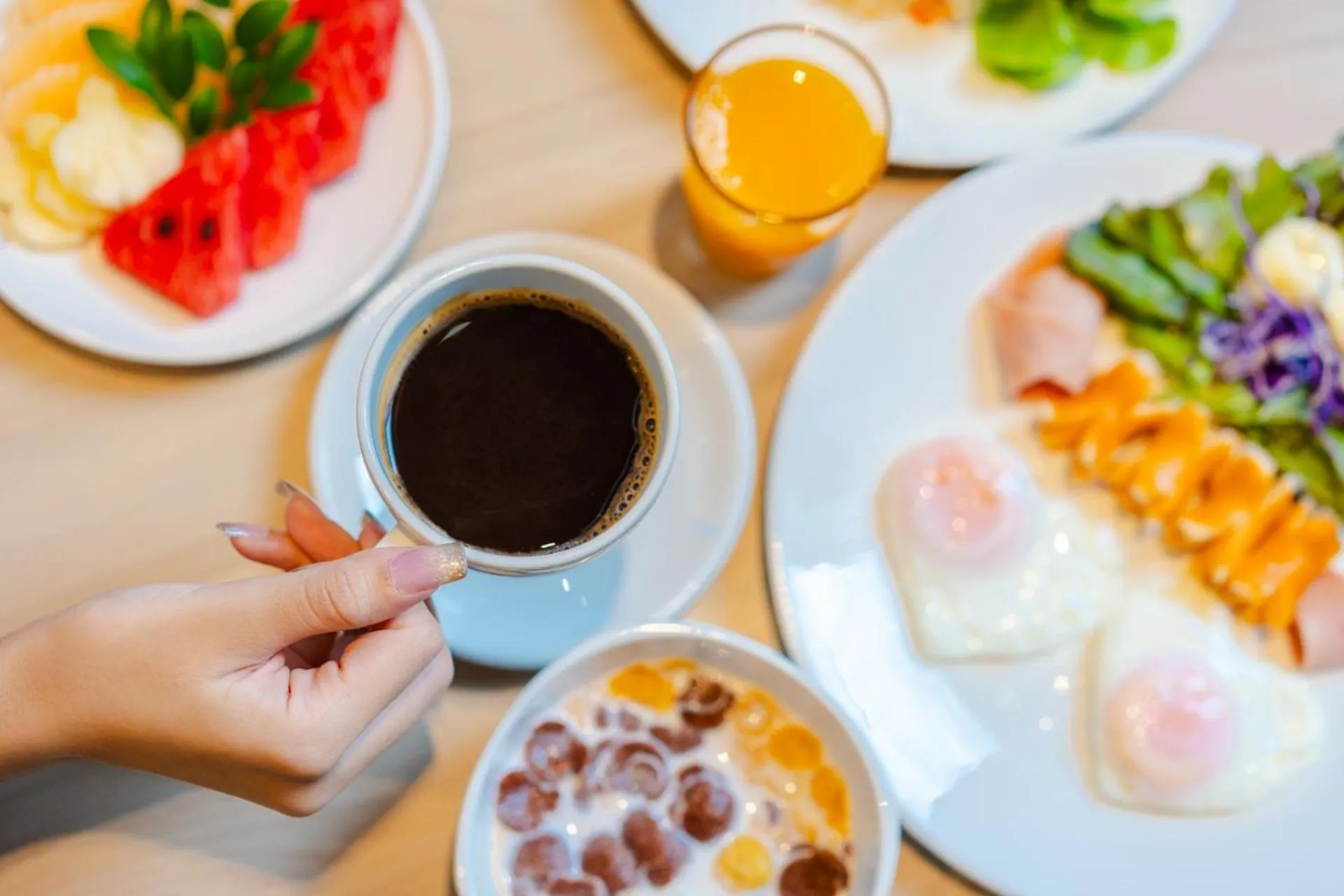 Food and drinks in W3 Hotel