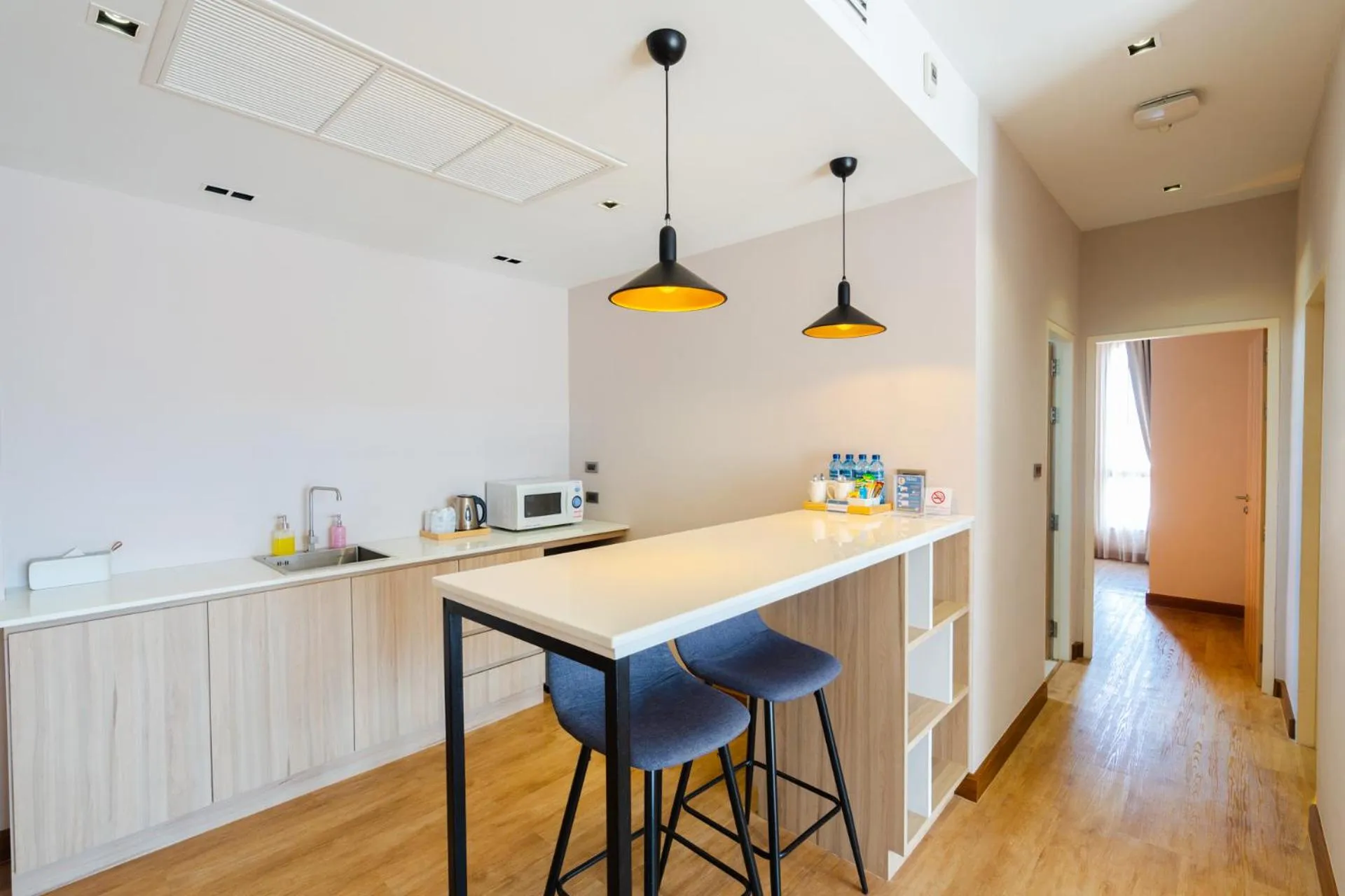 Communal lounge/ TV room in W3 Hotel