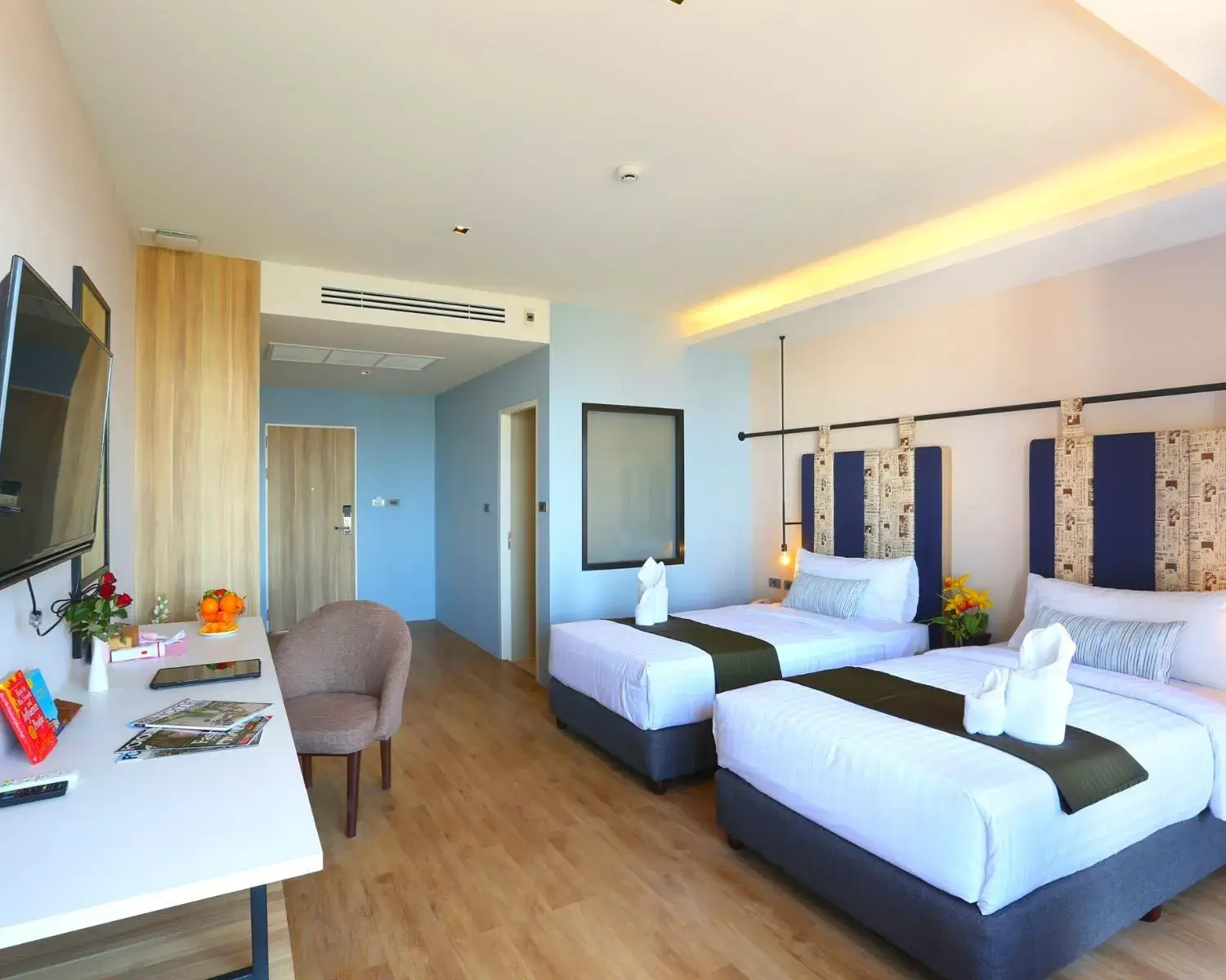 Deluxe Twin Suite Room in W3 Hotel Deluxe Twin Suite Room in W3 Hotel