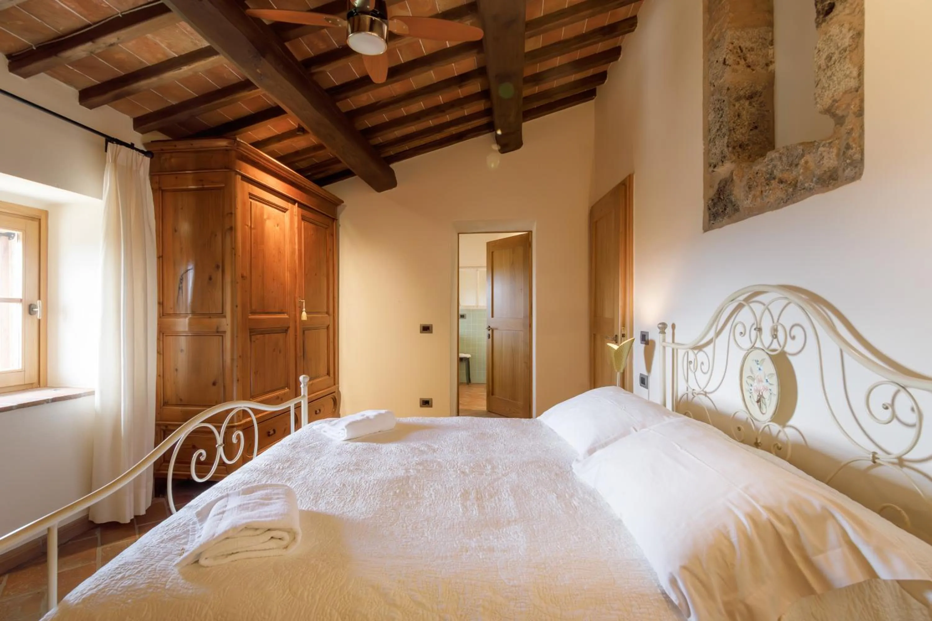 Bed in Relais La Costa Historical Residence