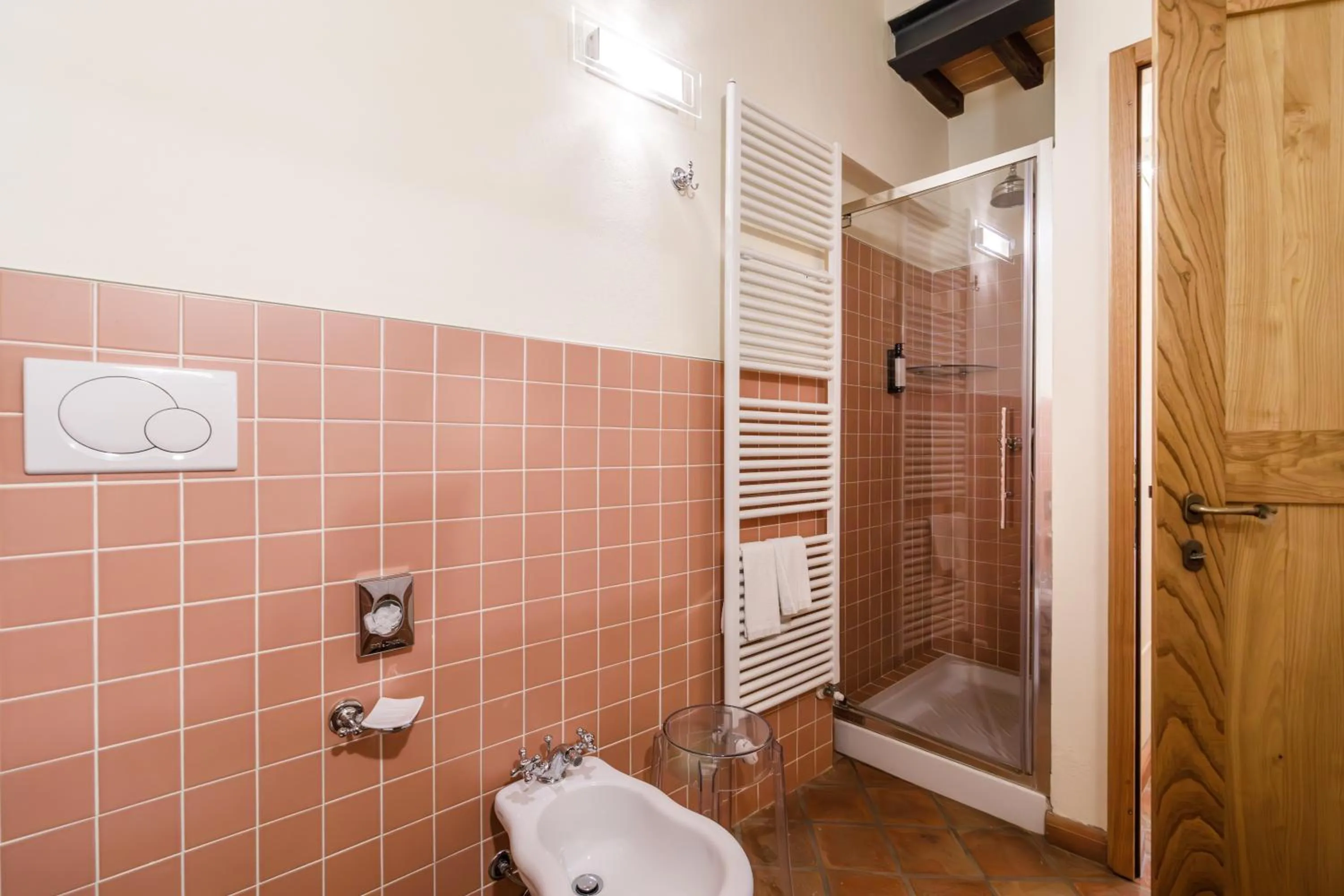 Bathroom in Relais La Costa Historical Residence