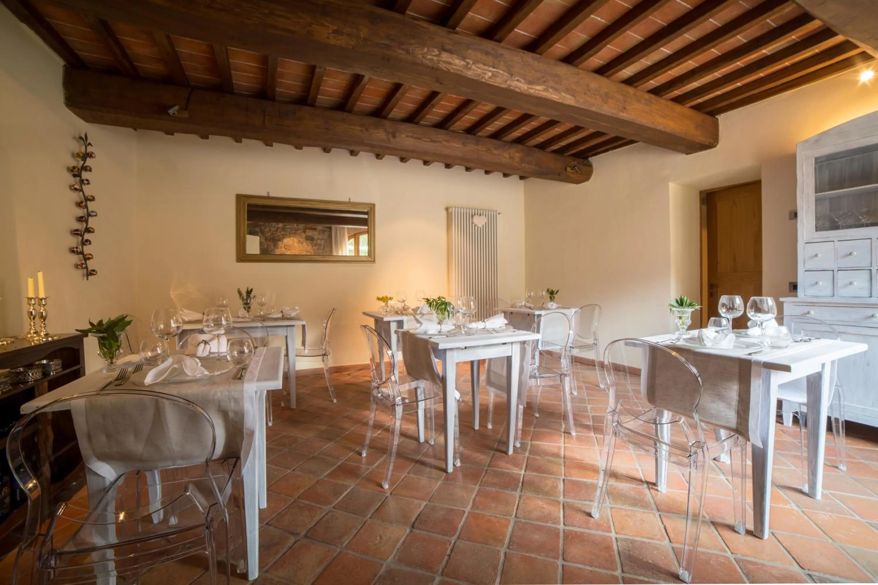 Restaurant/places to eat in Relais La Costa Historical Residence