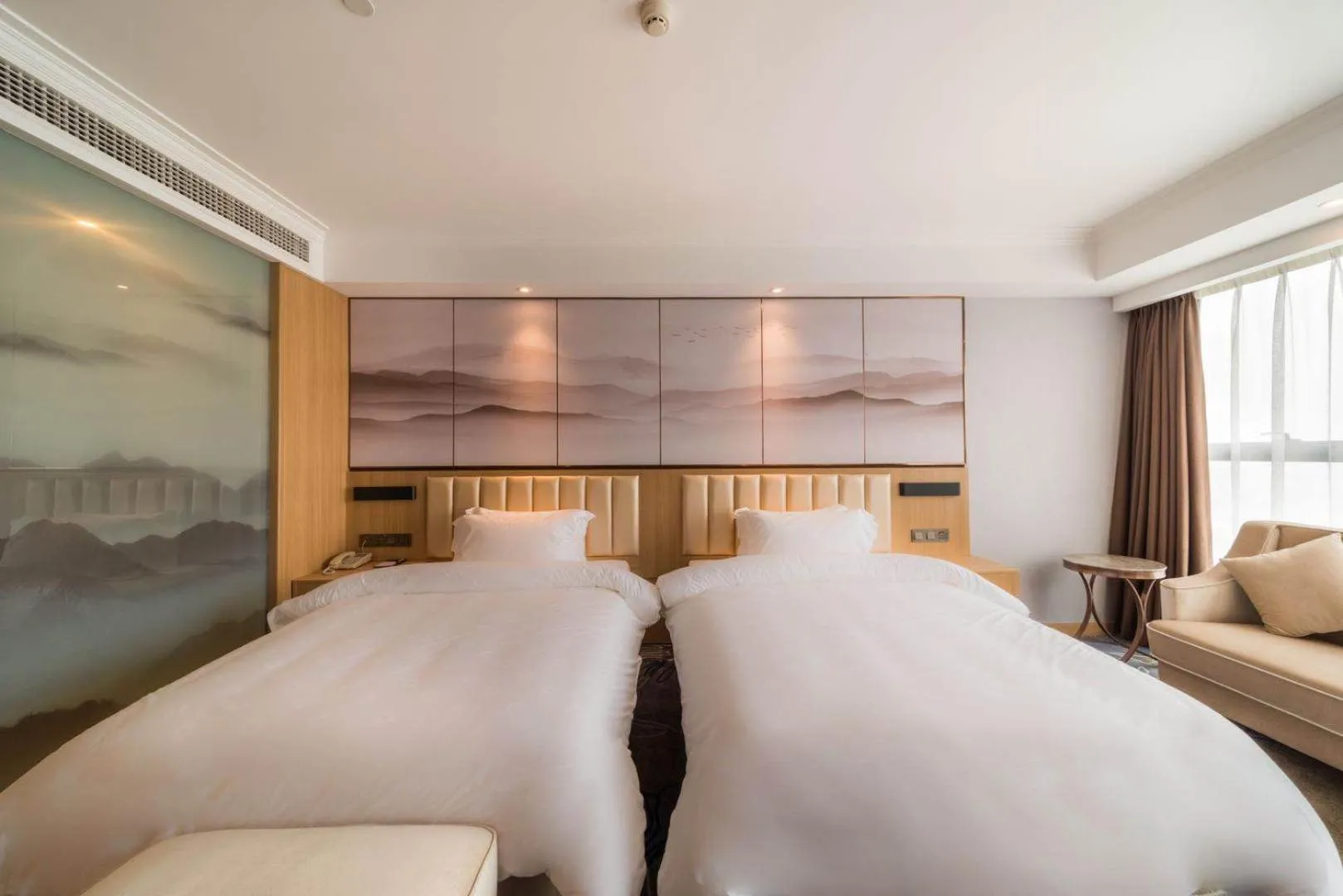 Metropolo Jinjiang Wuhan Optics Valley Science and Technology Exhibition Center