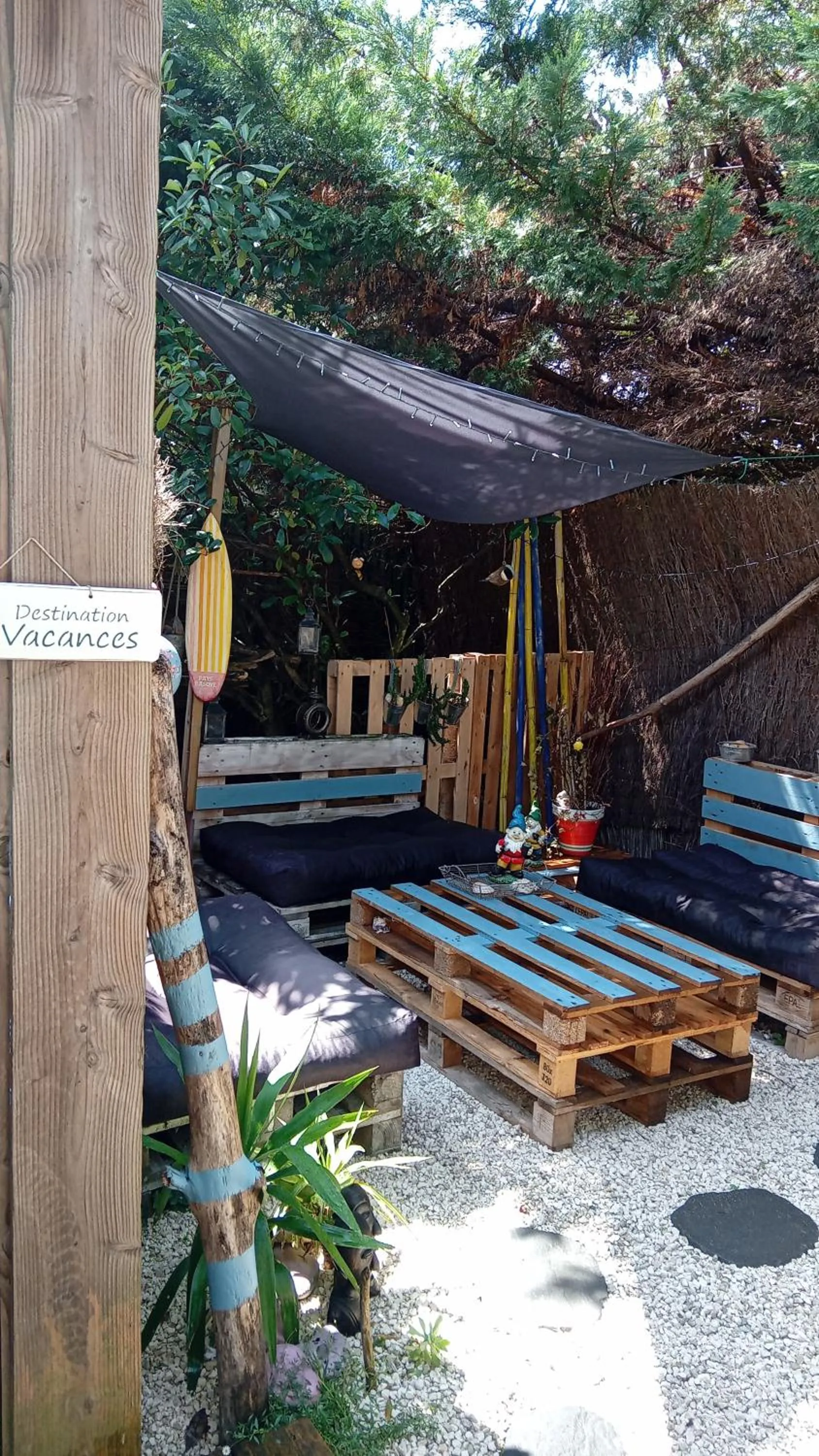 Garden in La Cabane Bordeaux St Augustin