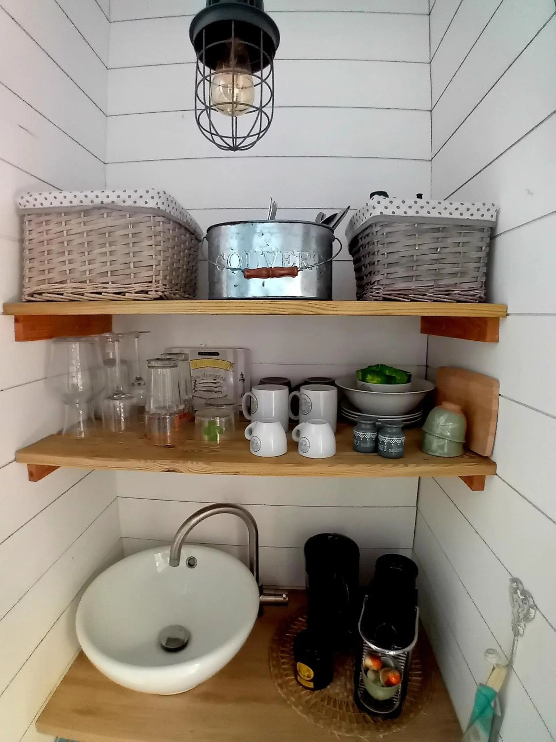 Kitchen or kitchenette in La Cabane Bordeaux St Augustin