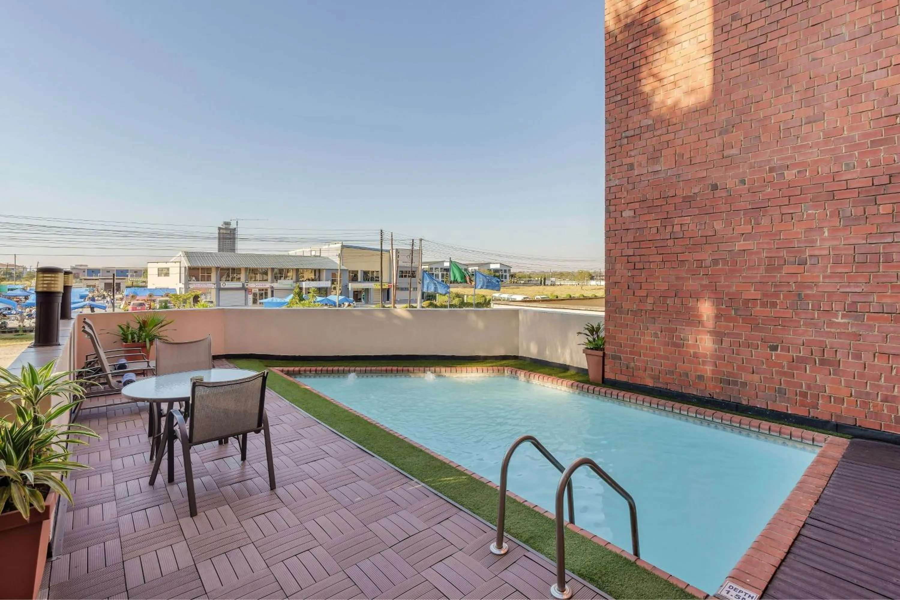 Swimming pool in Protea Hotel by Marriott Lusaka
