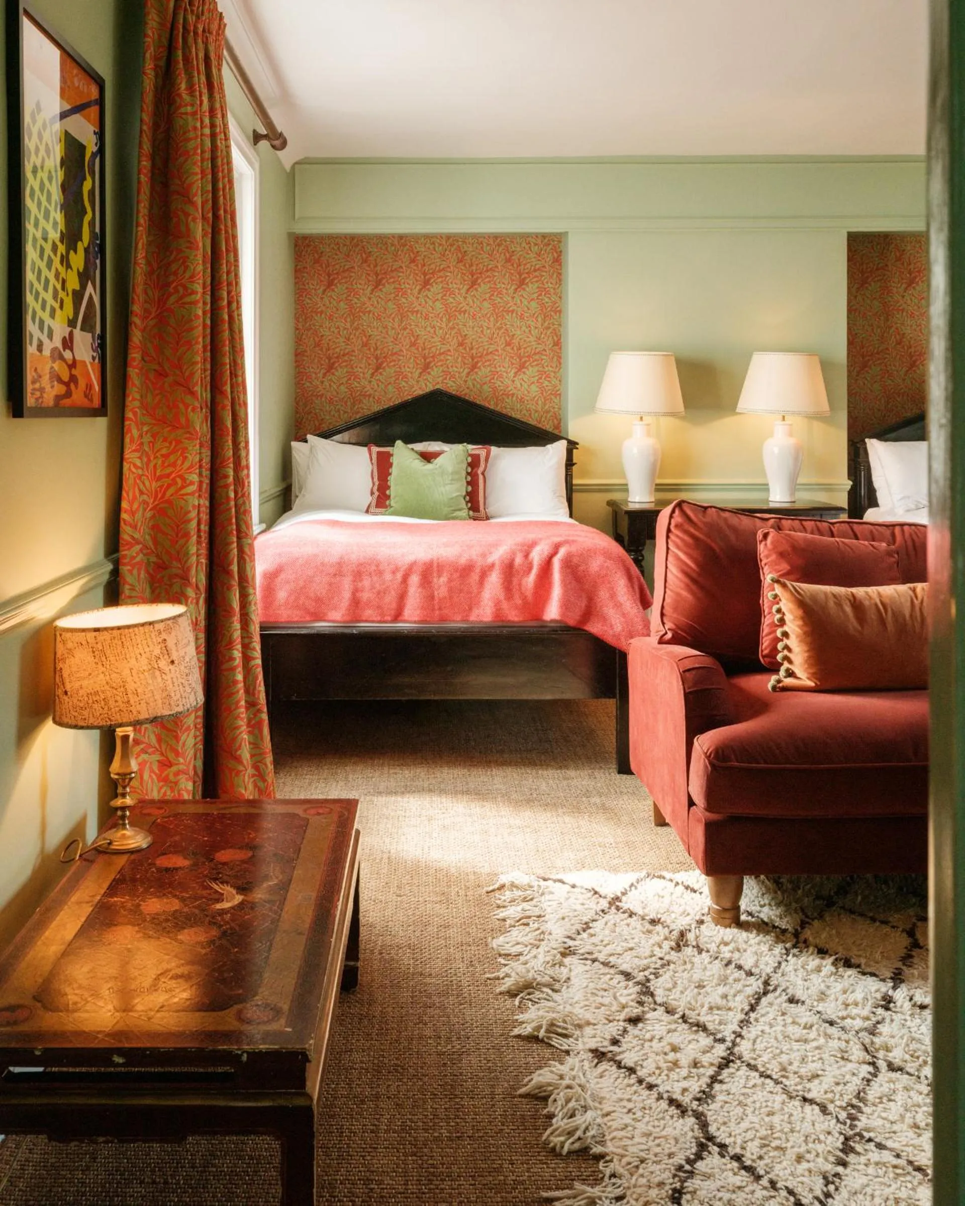 Bedroom, Bed in The Pembroke Arms