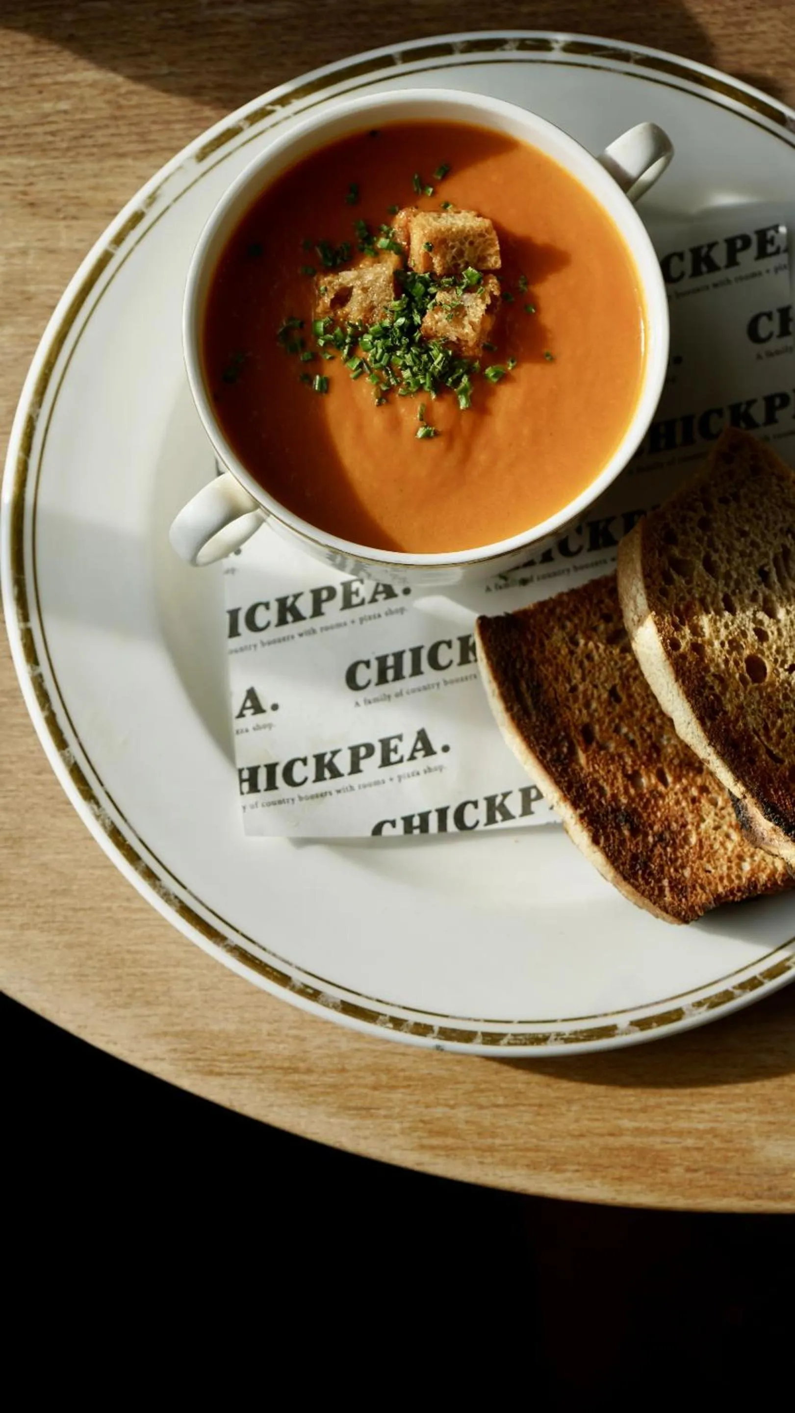 Food and drinks in The Pembroke Arms