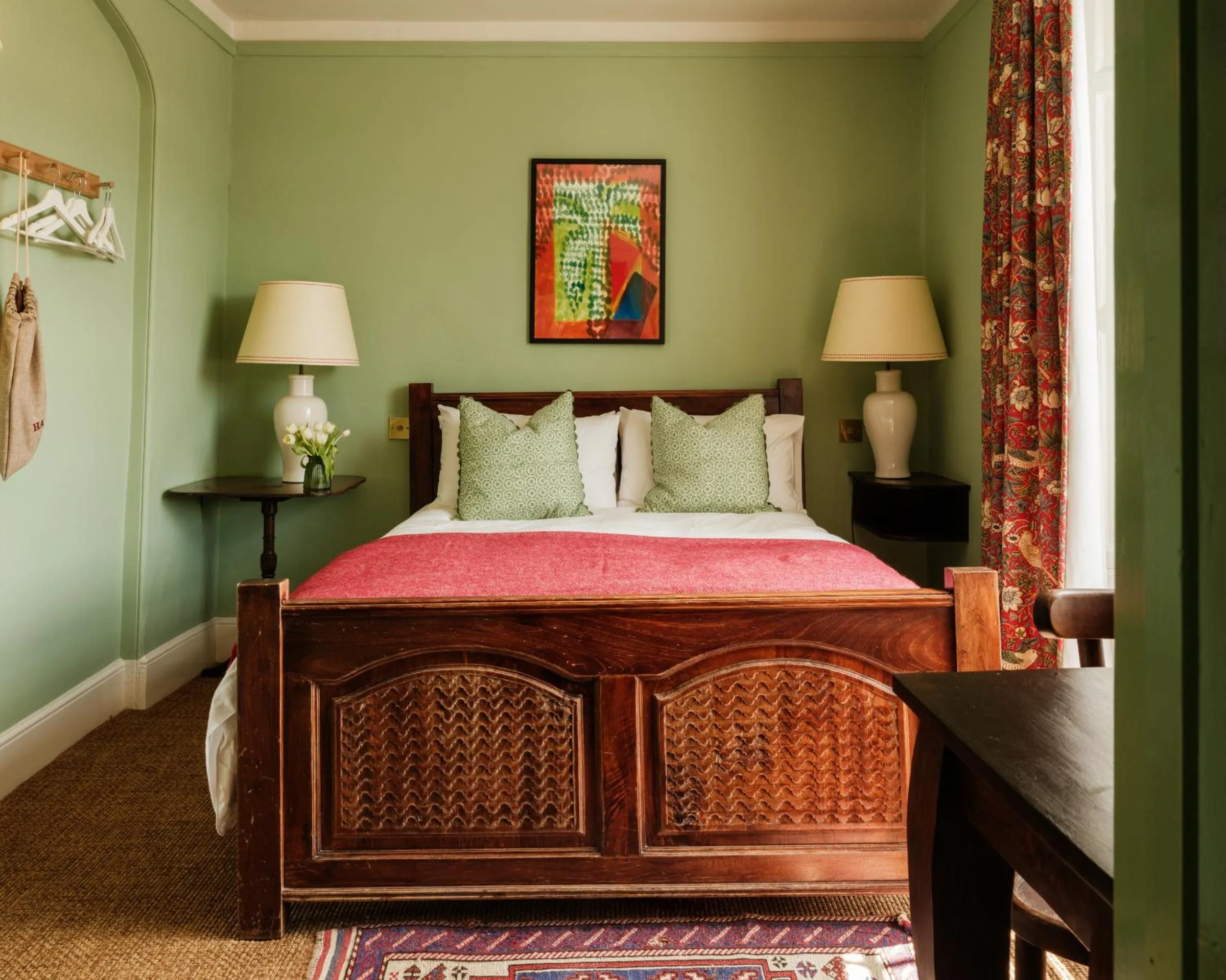 Bedroom, Bed in The Pembroke Arms