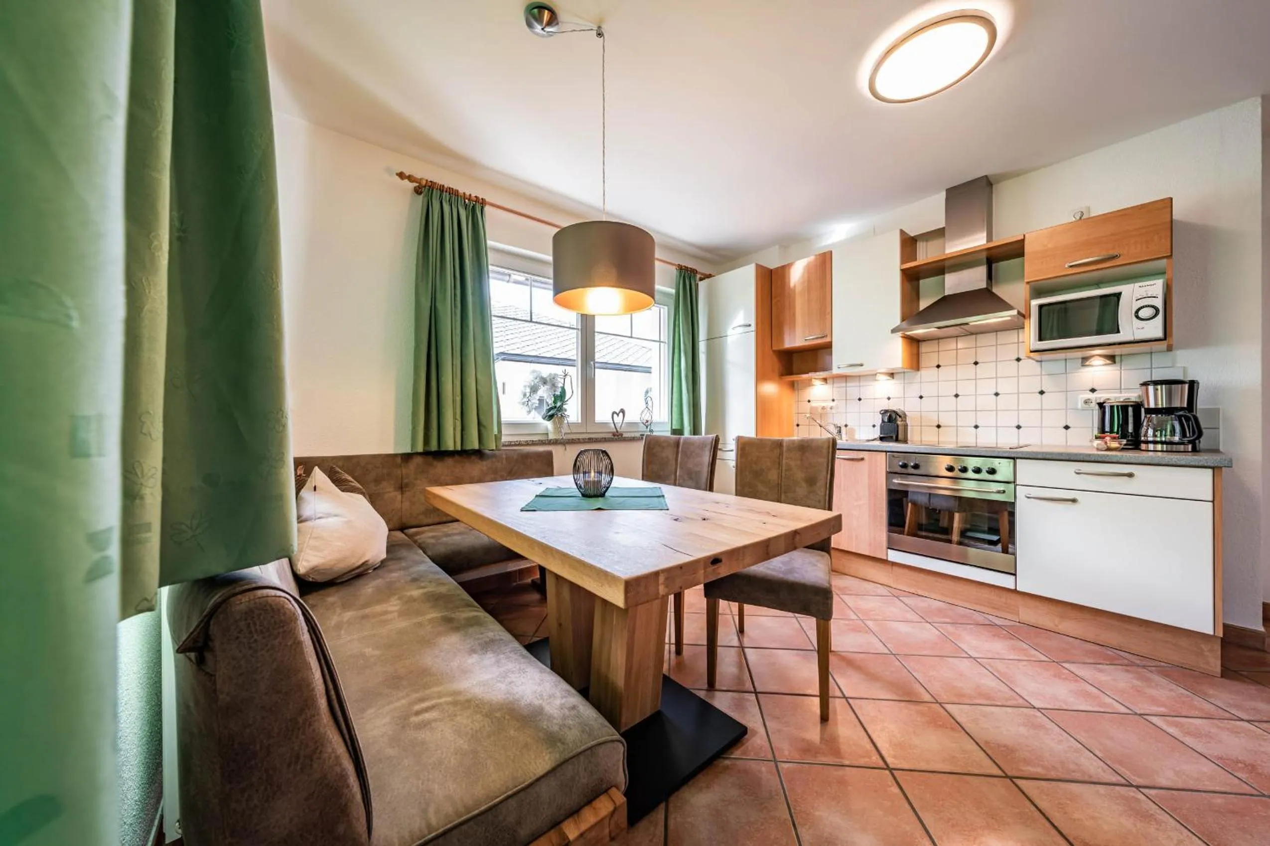 Kitchen or kitchenette in Gästehaus Wiesengrund & Apart Sporer