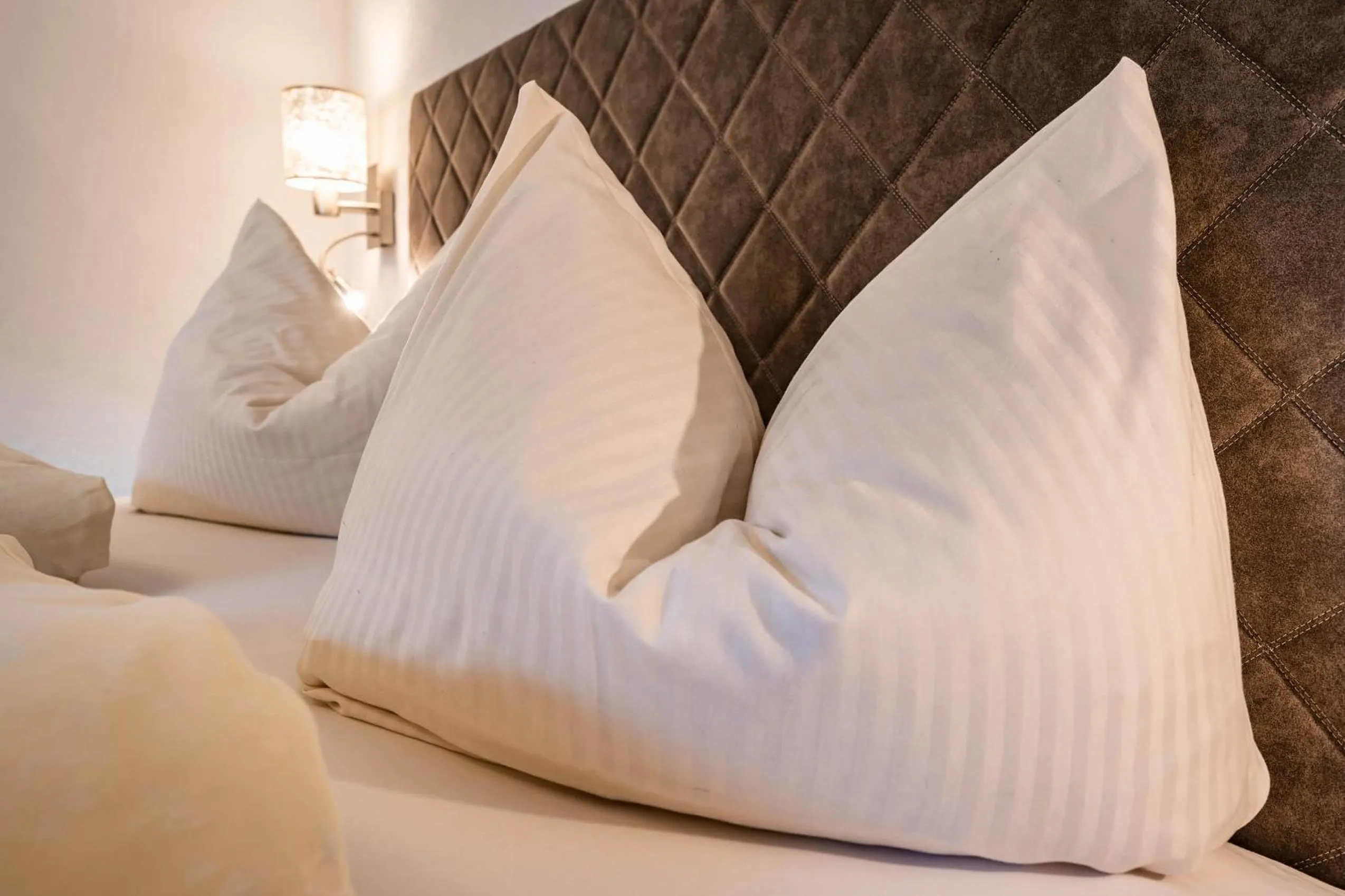 Bed in Gästehaus Wiesengrund & Apart Sporer