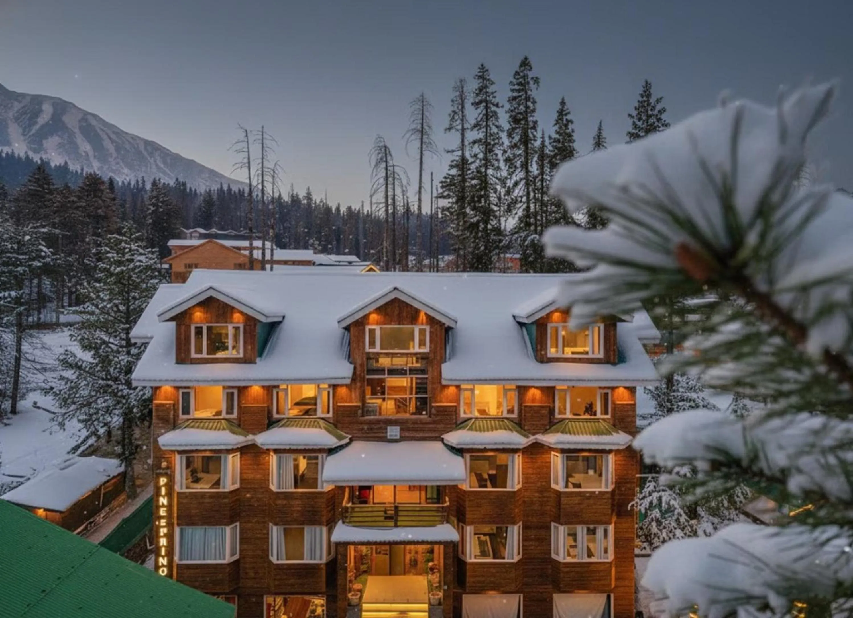 Property building in Hotel Pine Spring Gulmarg