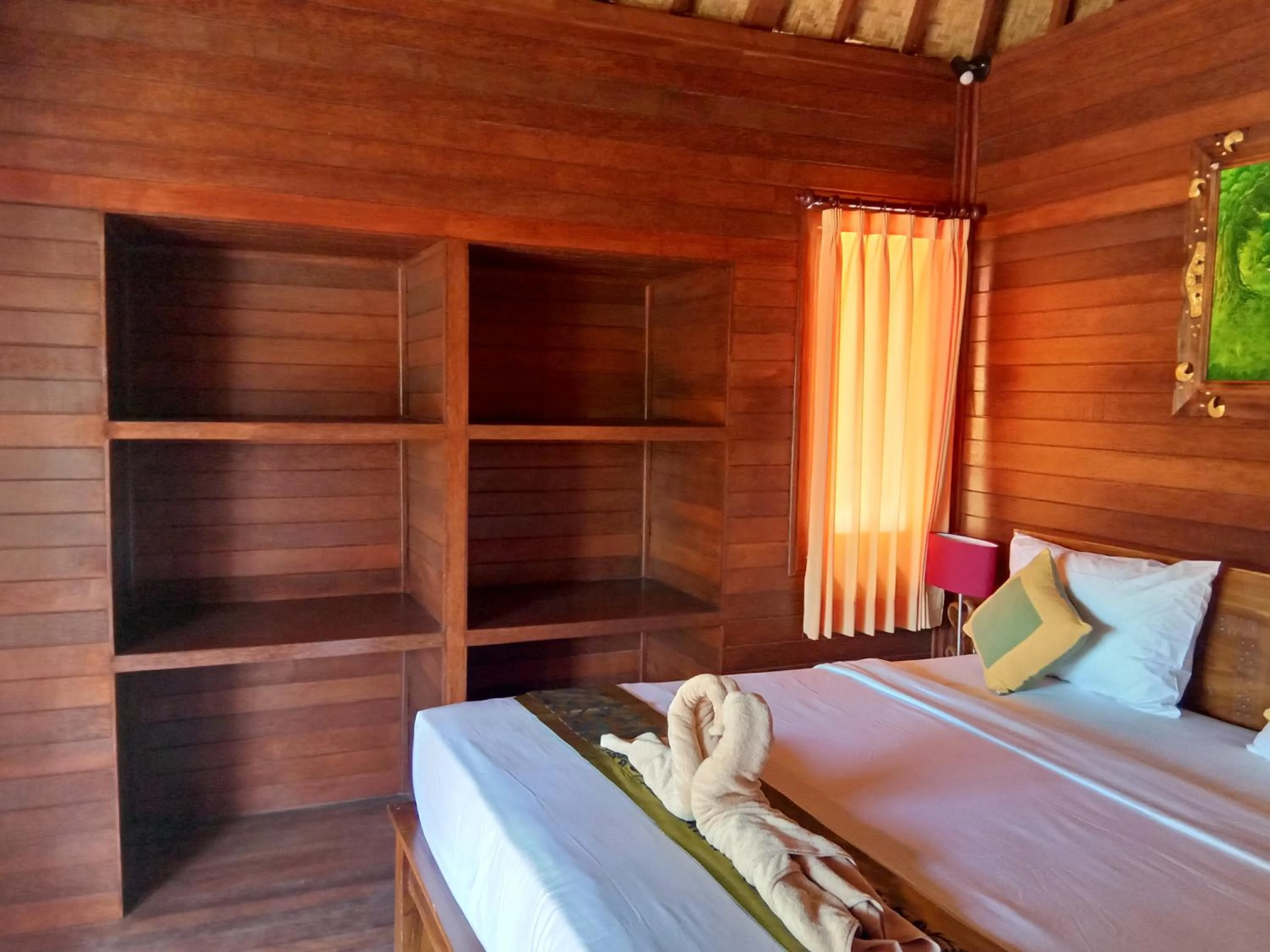 Bedroom, Bed in Svaha Nusa Guest House
