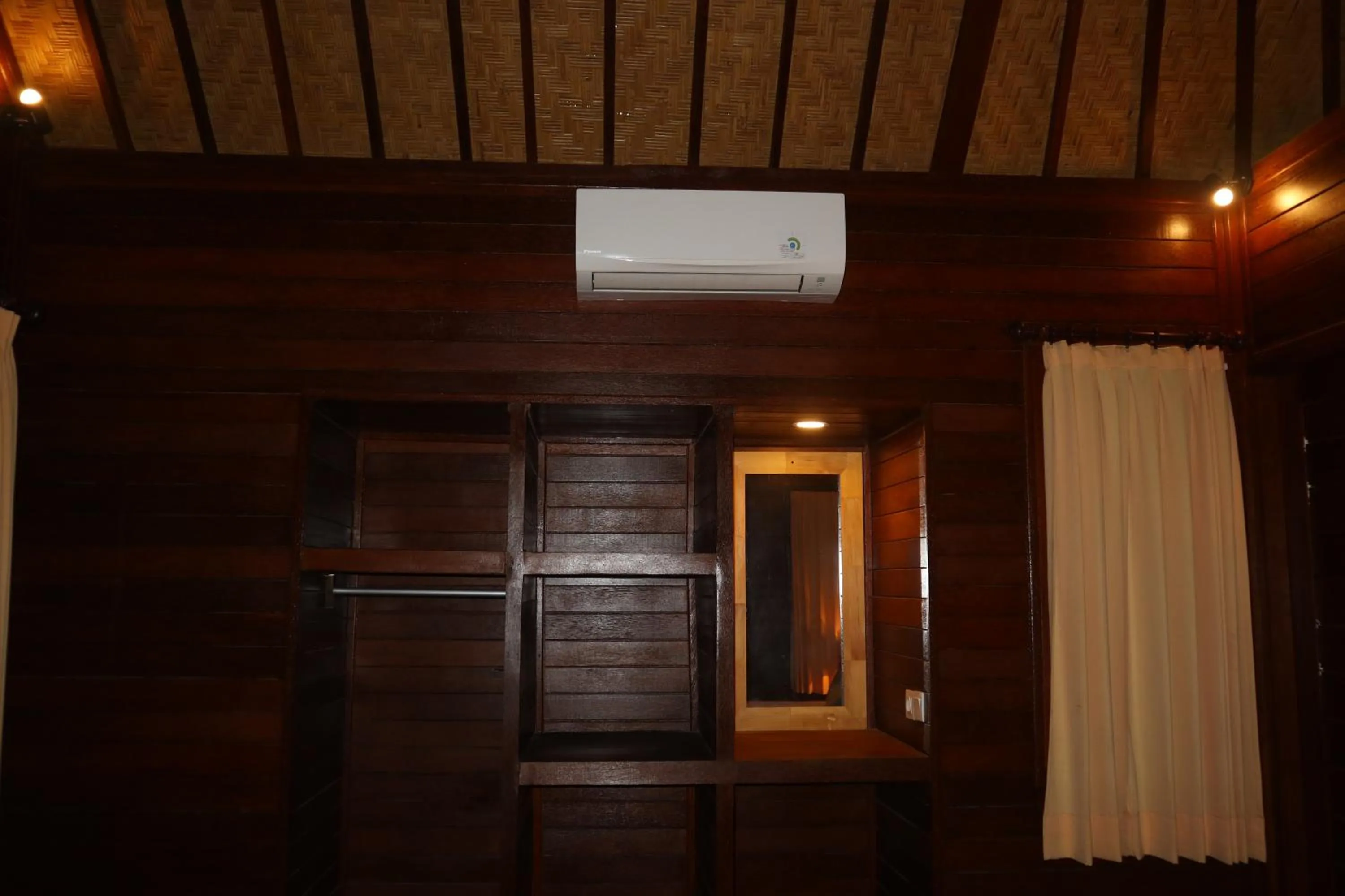 air conditioner in Svaha Nusa Guest House