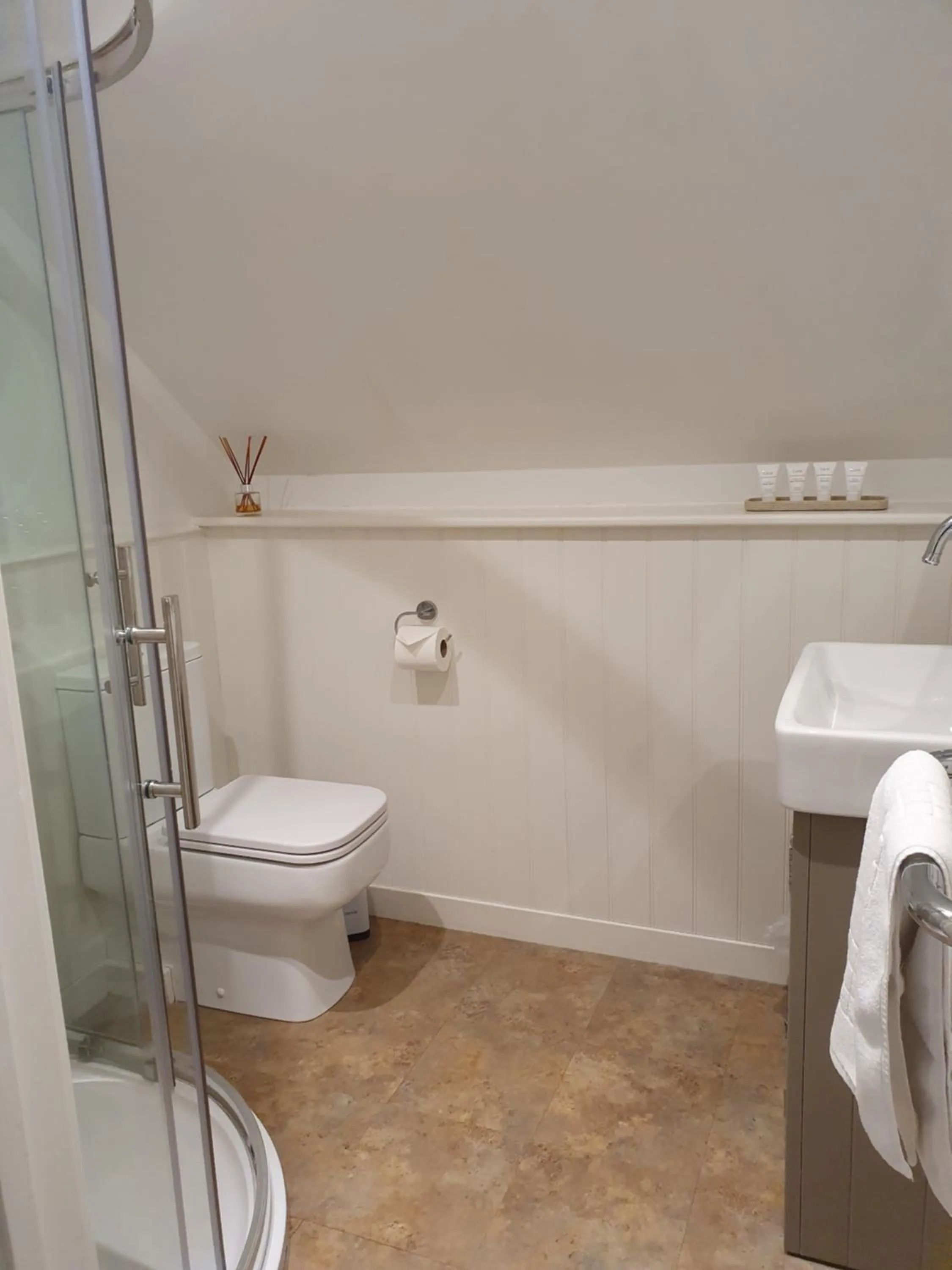 Bathroom in The Kings Head