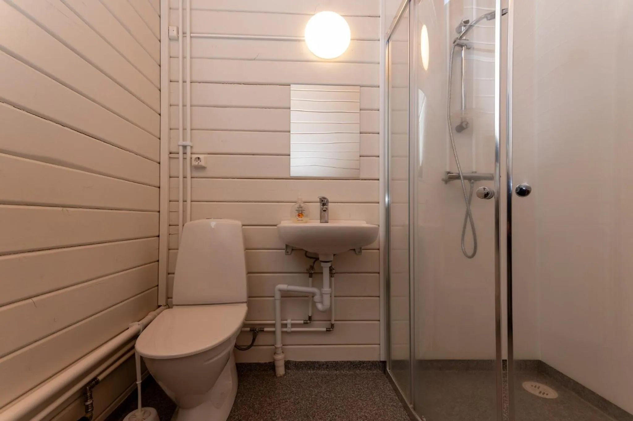 Bathroom in Gladheimar Cottages
