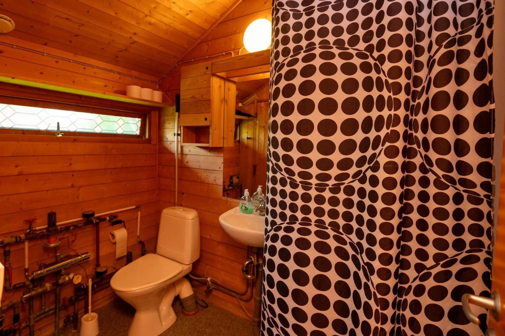Bathroom in Gladheimar Cottages
