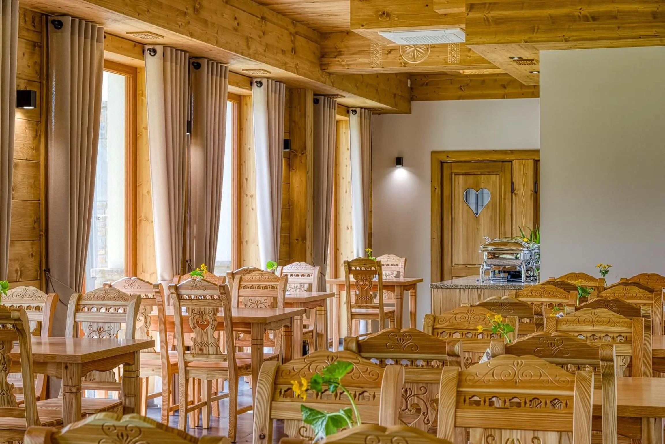 Restaurant/places to eat in Żelazne Wrota