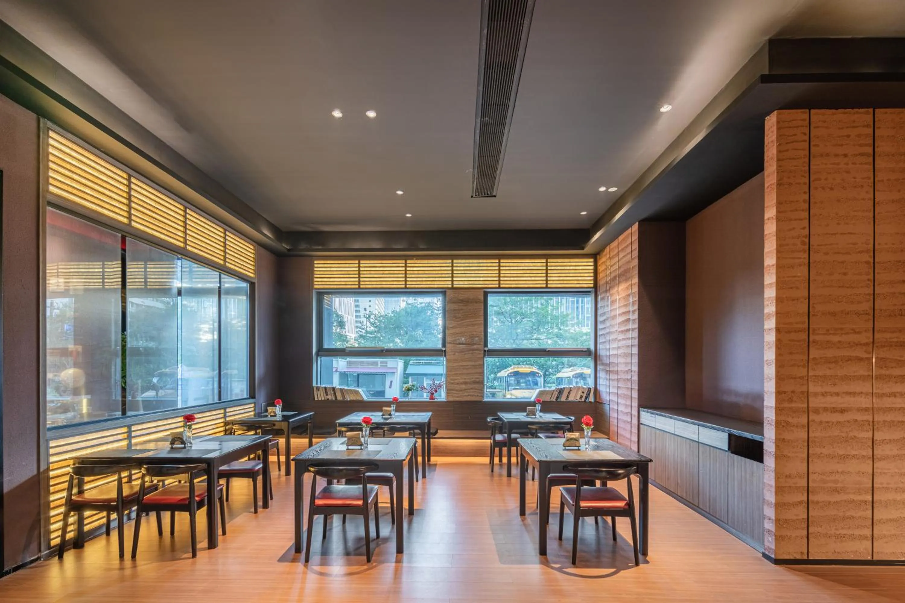 Restaurant/places to eat in Somerset IOC Hangzhou