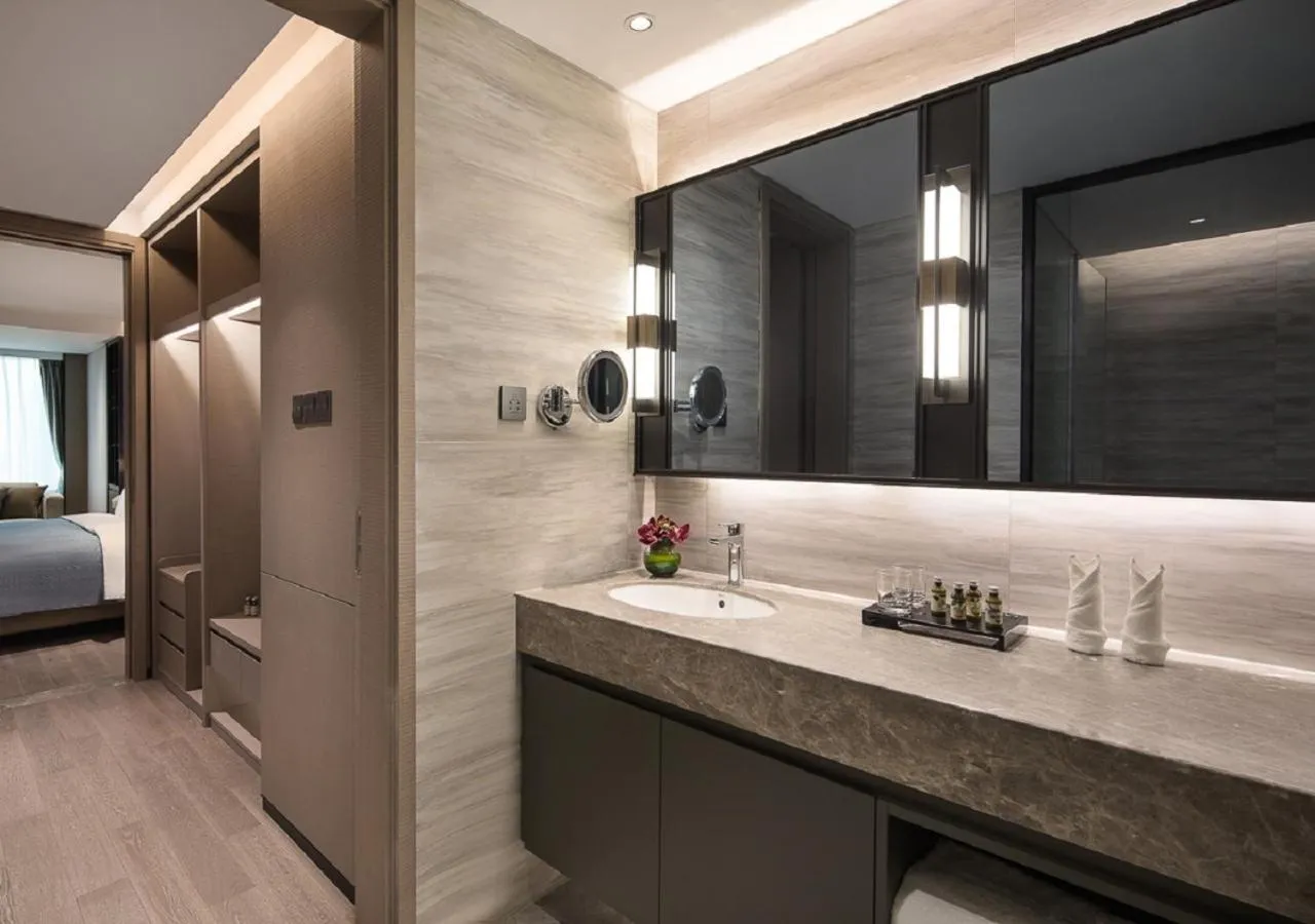 Bathroom, Bed in Somerset IOC Hangzhou