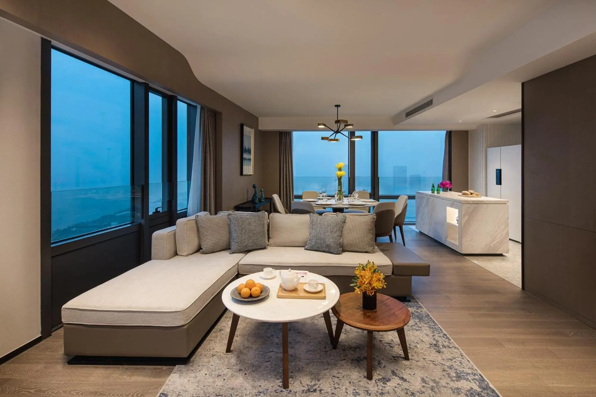 Kitchen or kitchenette in Somerset IOC Hangzhou