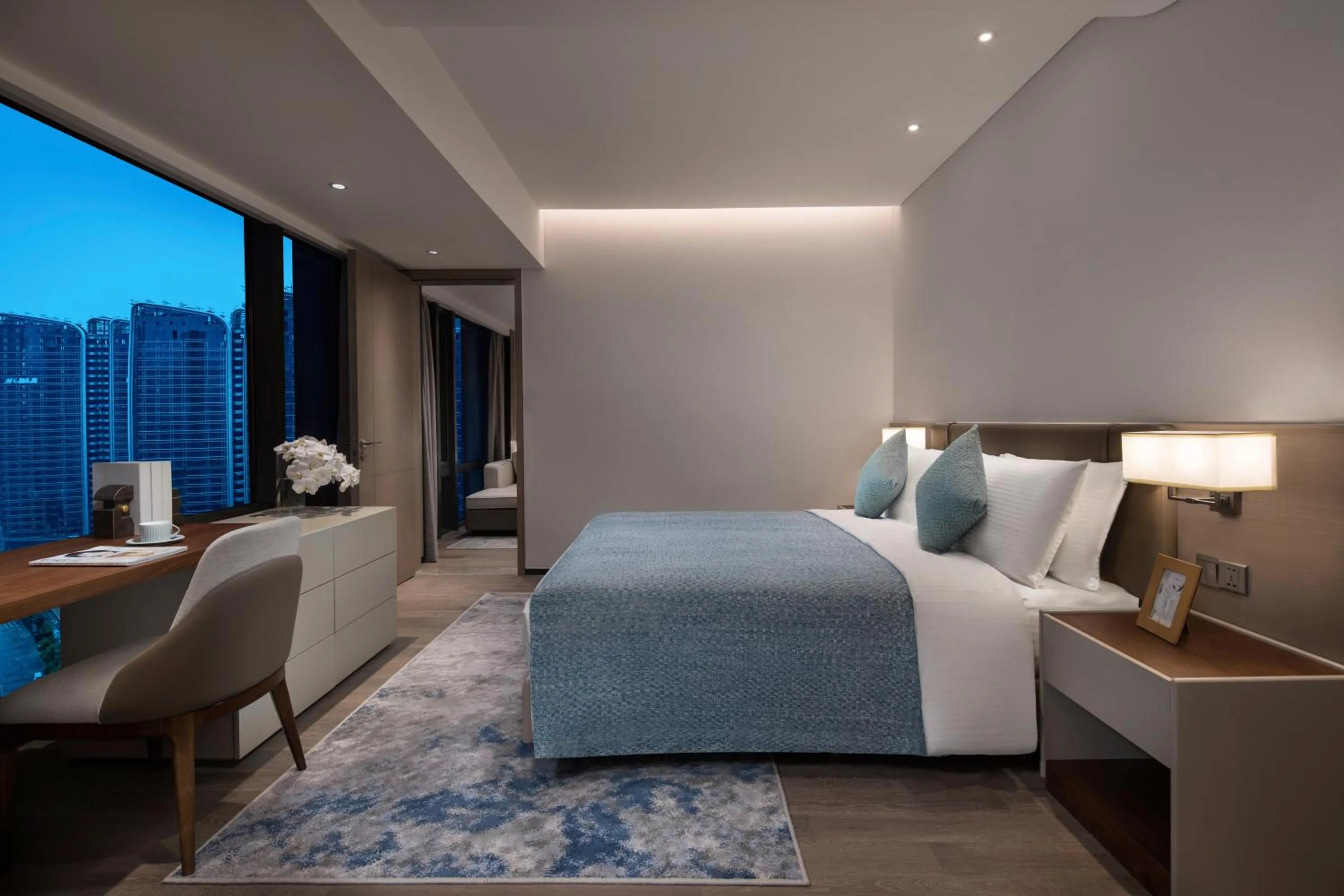 Property building, Bed in Somerset IOC Hangzhou