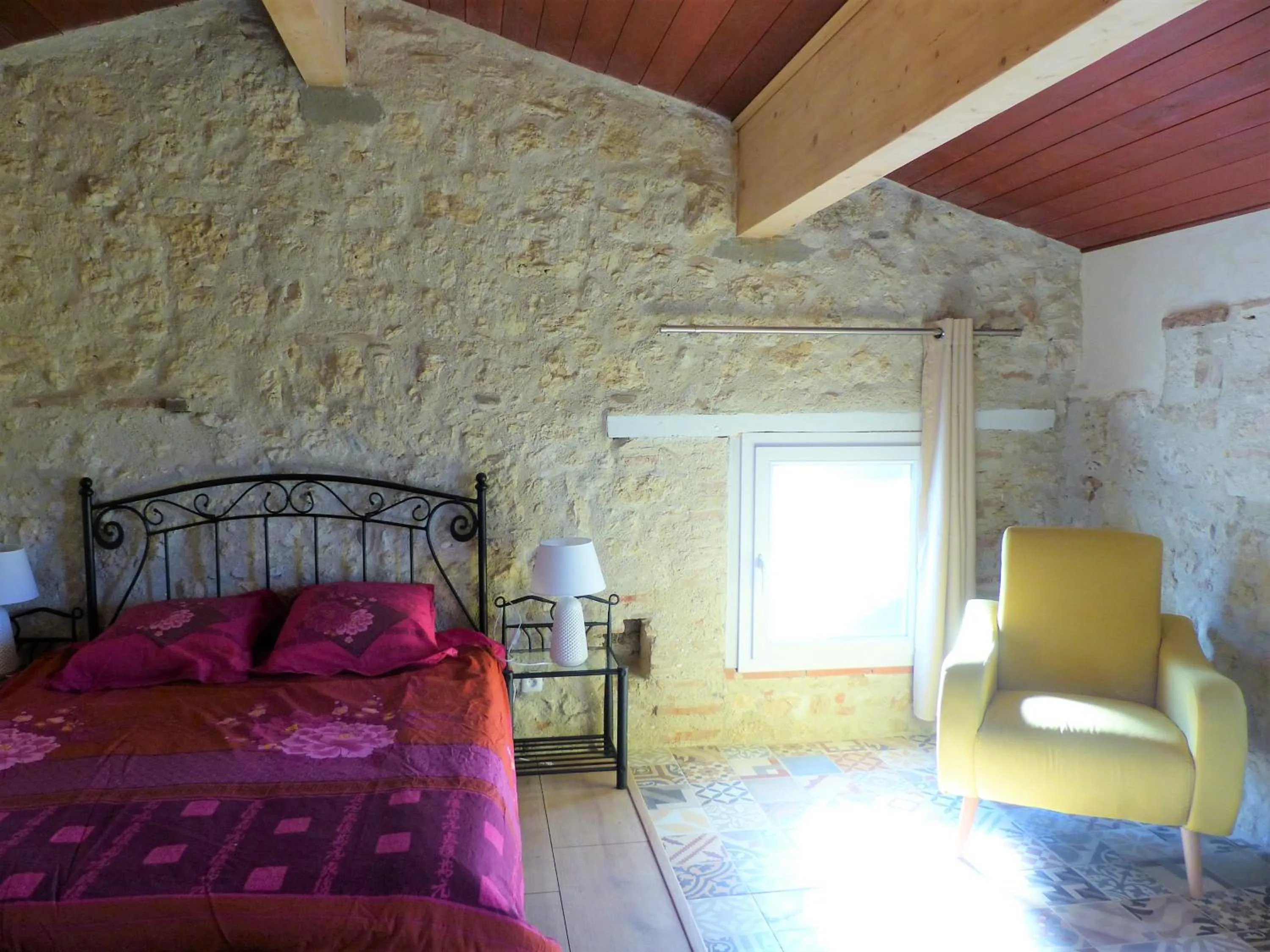 Bed in Au Clair De Loup