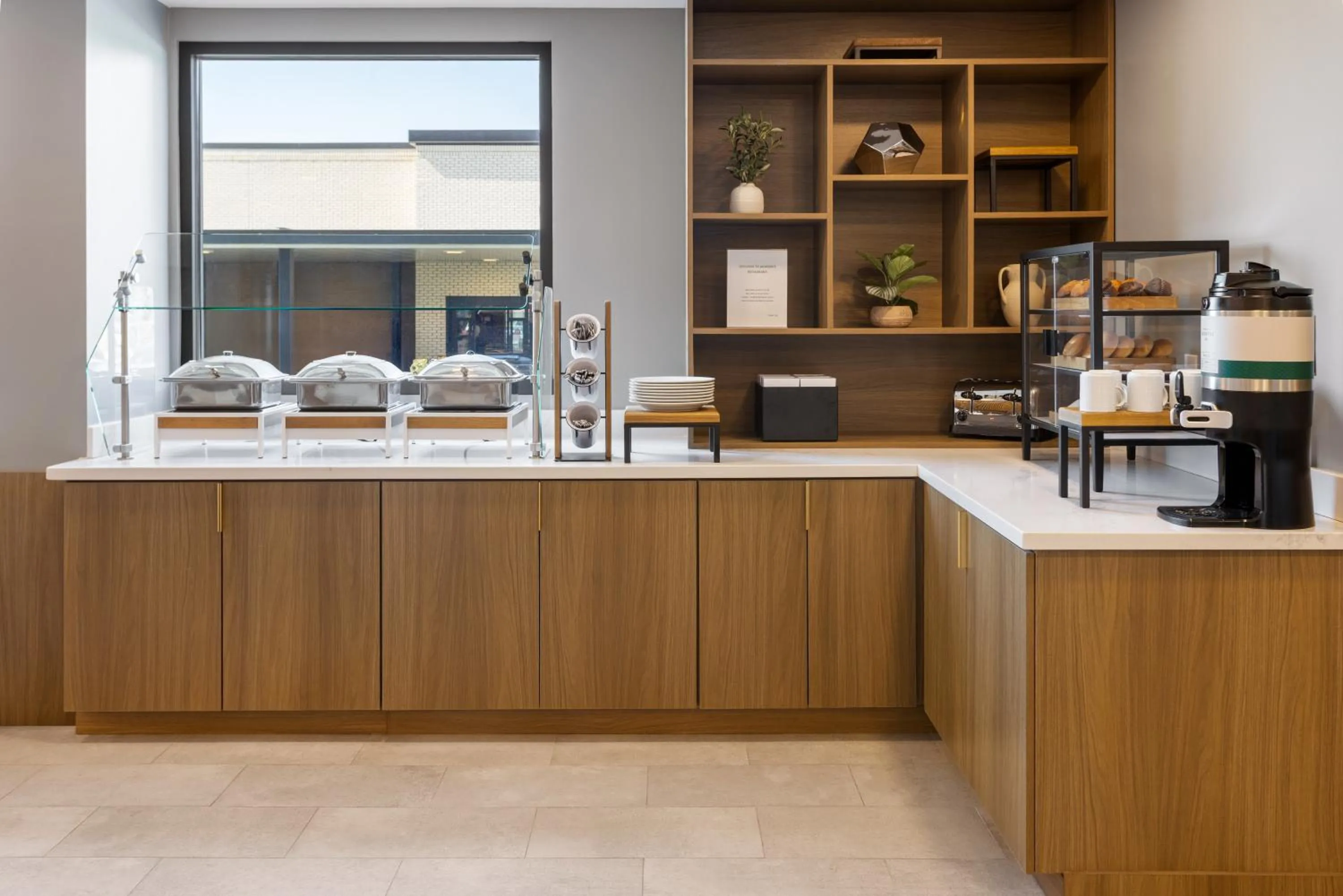 Breakfast in Holiday Inn & Suites Columbia NE - Ft Jackson Area by IHG