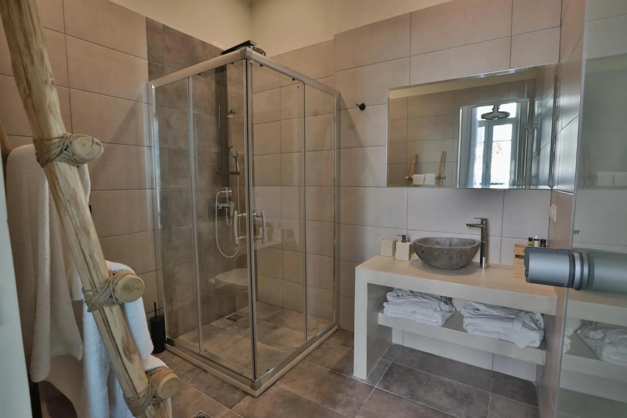 Shower in Ederlezi Boutique Hotel