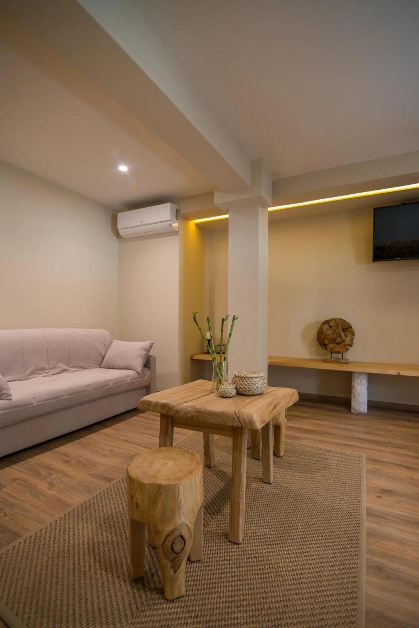 TV and multimedia in Ederlezi Boutique Hotel