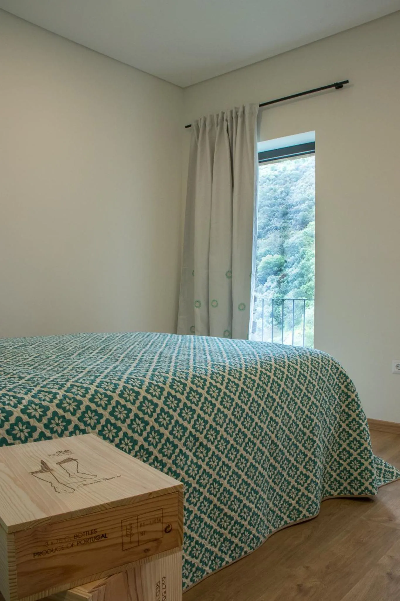 Bed in Dois Lagares House