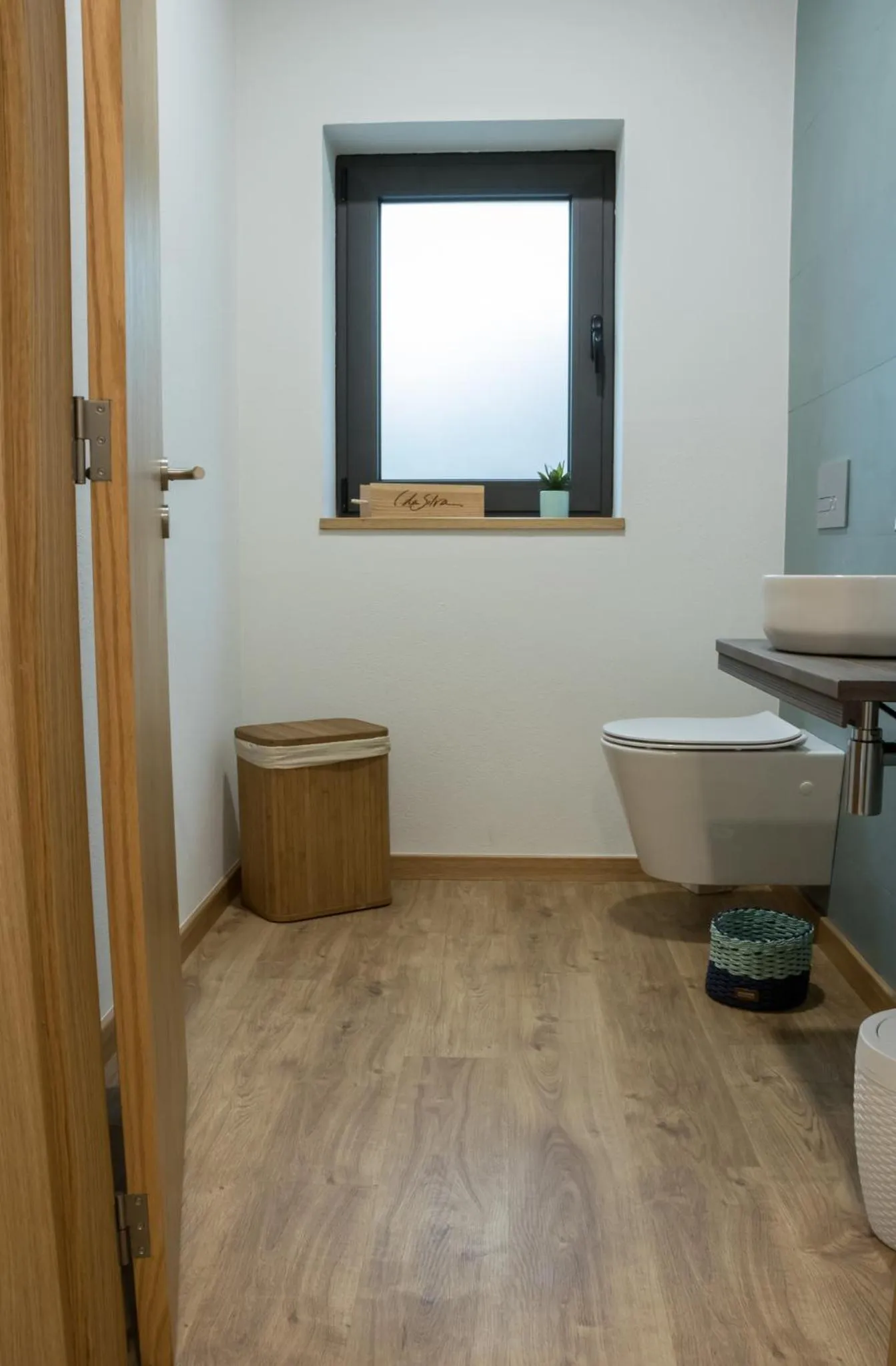 Toilet in Dois Lagares House