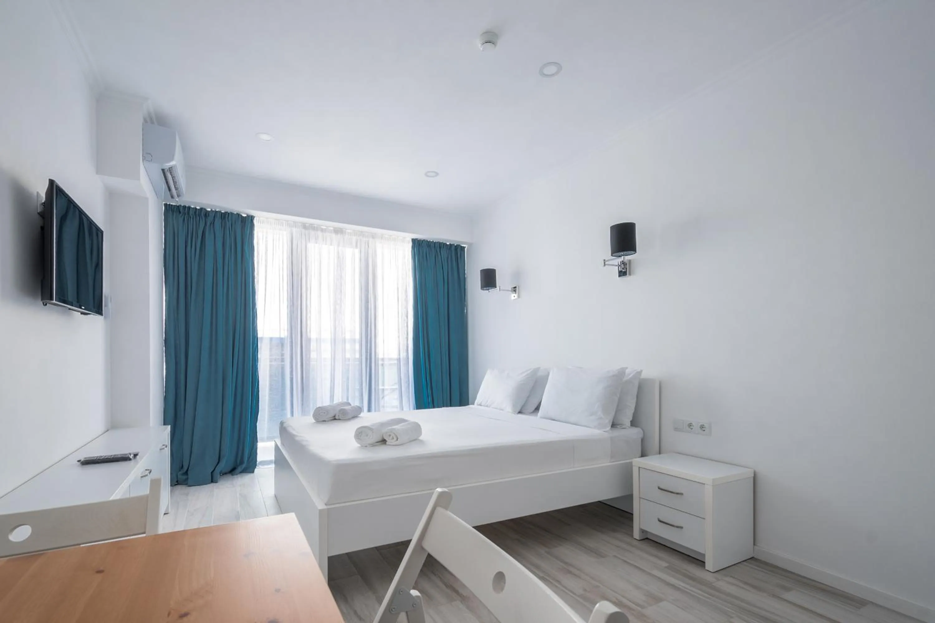 Photo of the whole room, Bed in Orbi Beach Tower Hotel Official