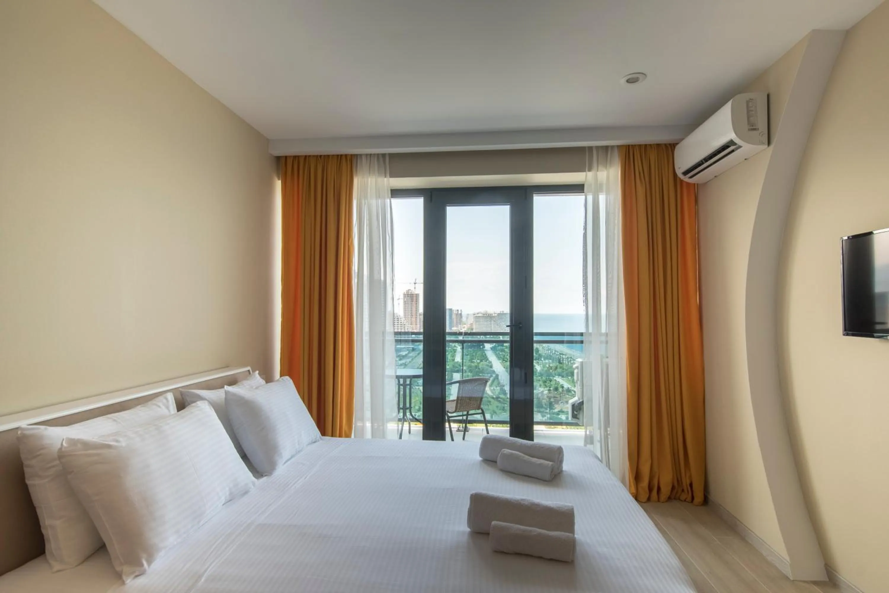 View (from property/room), Bed in Orbi Beach Tower Hotel Official