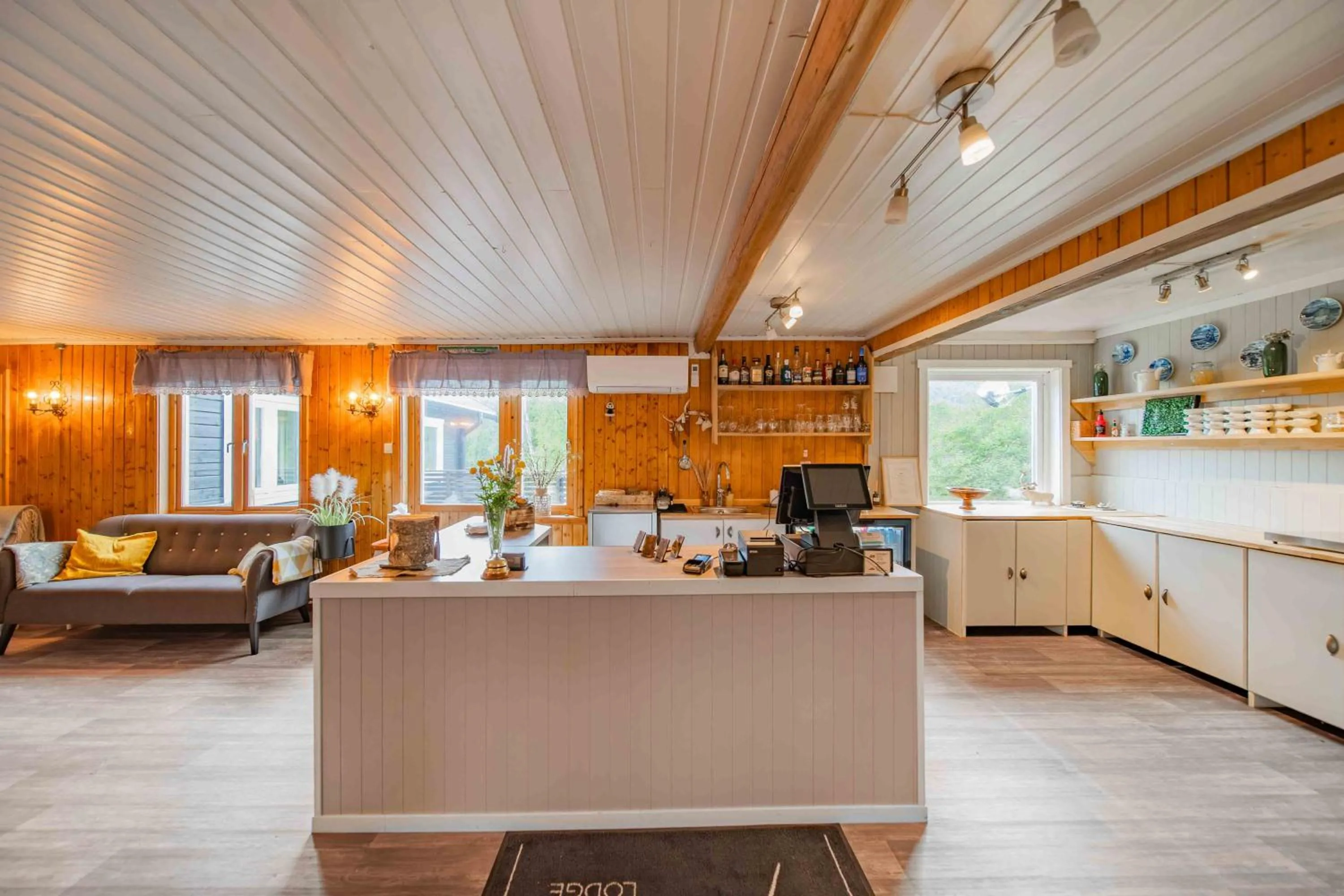 Property building in Gargia Lodge