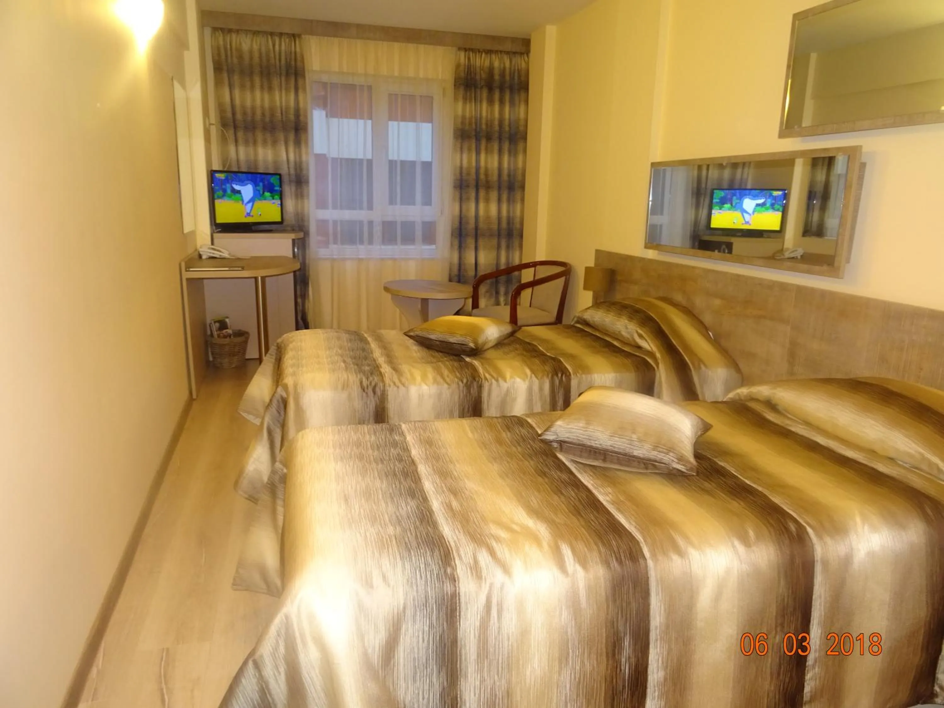 Photo of the whole room in Victoria Hotel