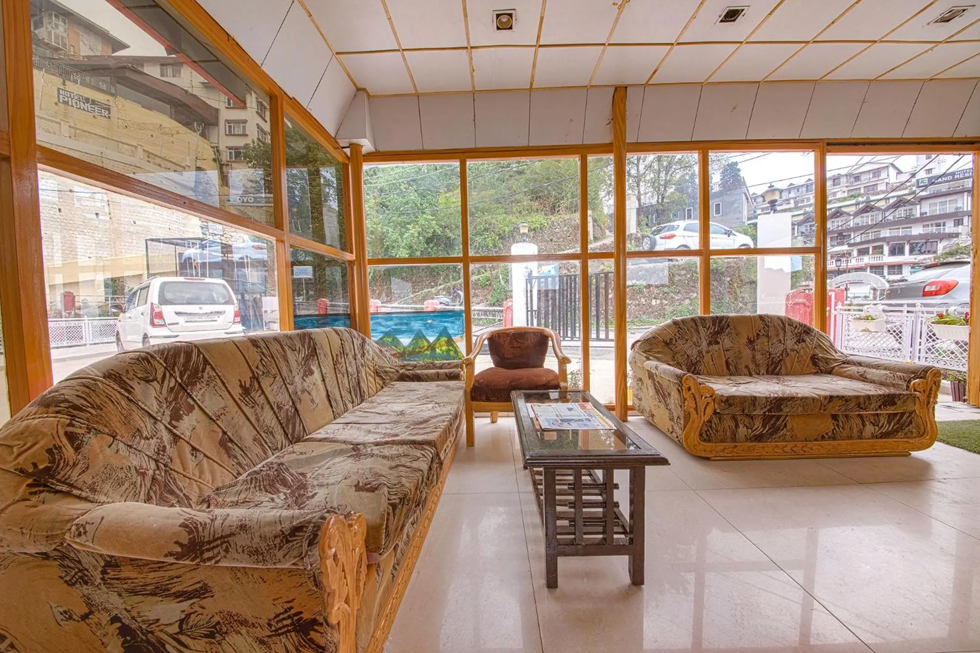 Seating area in FabExpress Sapphire