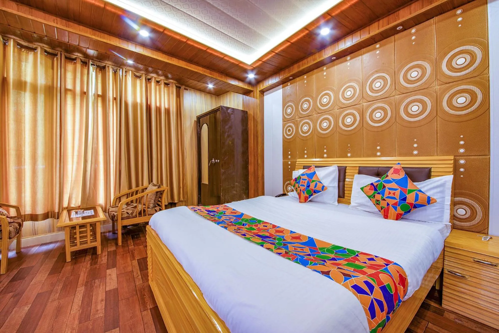 Bed in FabHotel Sapphire