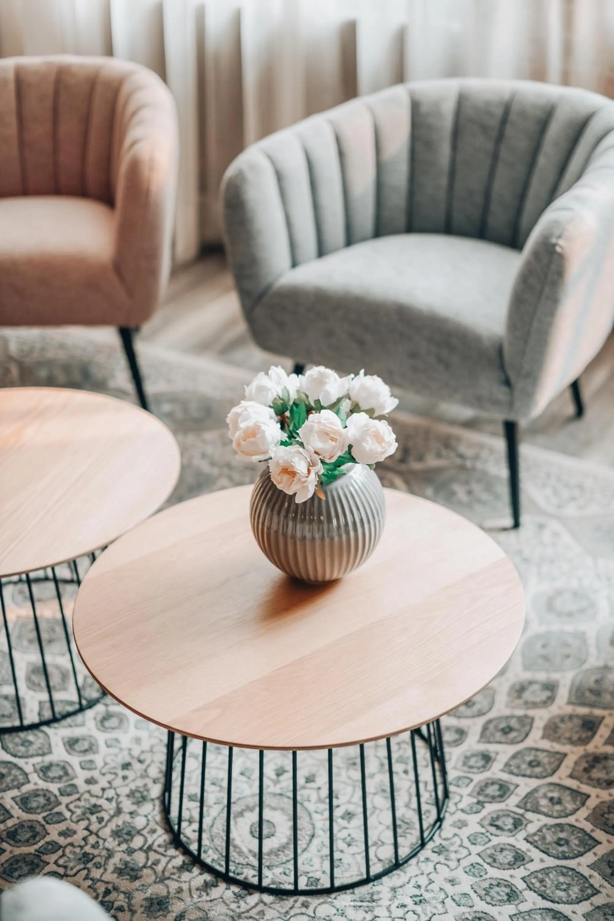 Seating area in Bahnhofs hotel