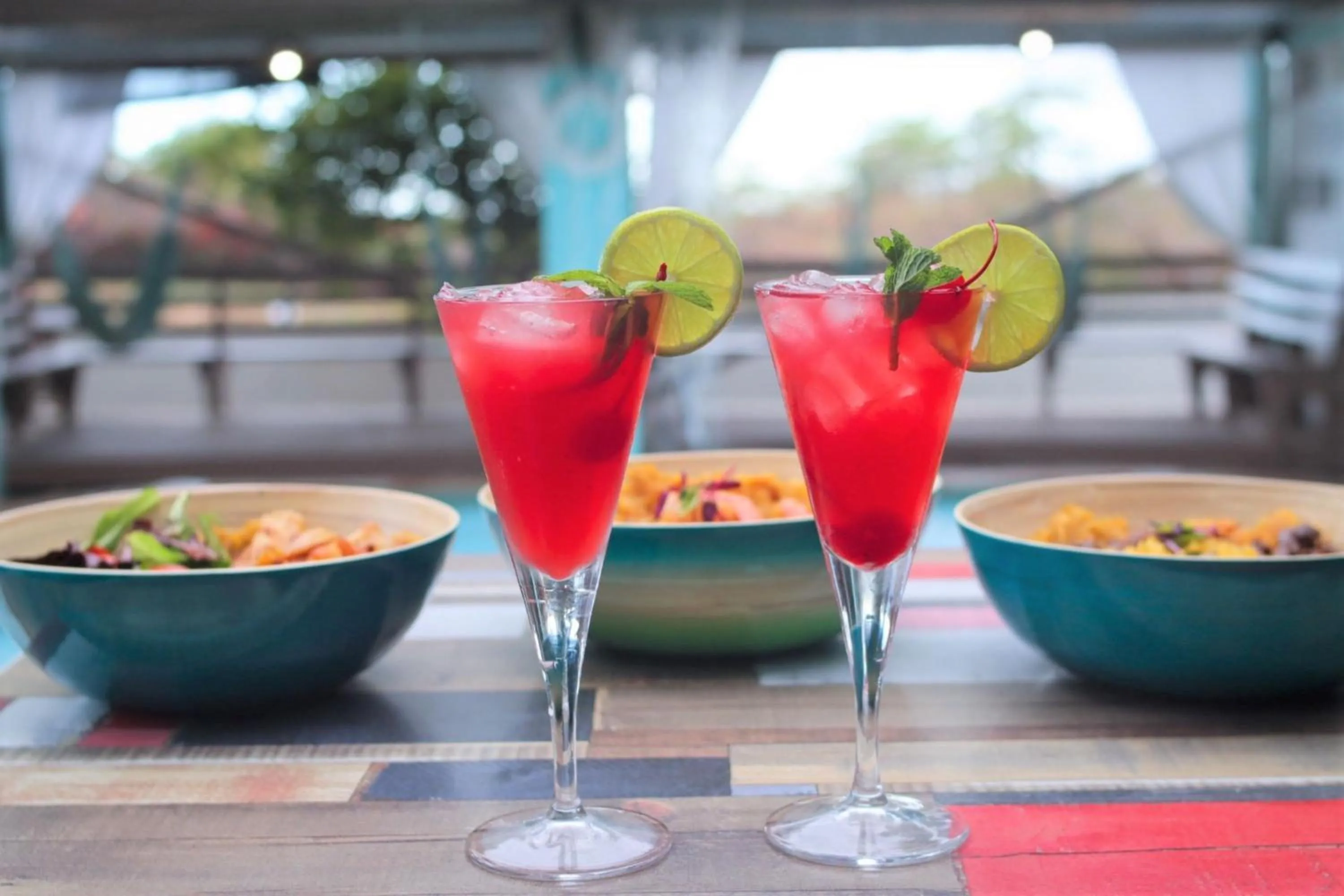 Drinks in La Jamaca - An Island Vibe Hotel