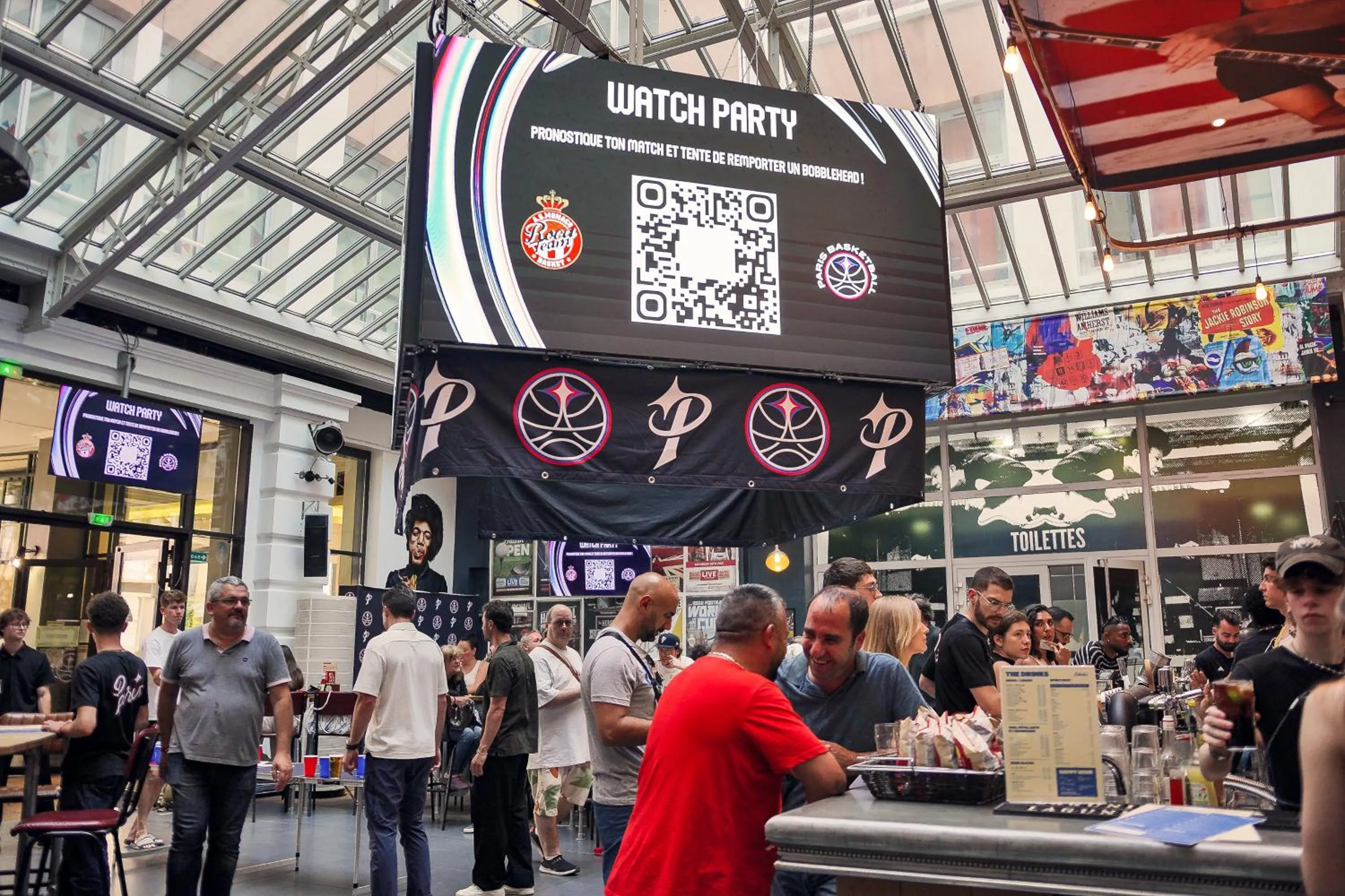 Lounge or bar in St Christopher's Inn Paris - Gare du Nord